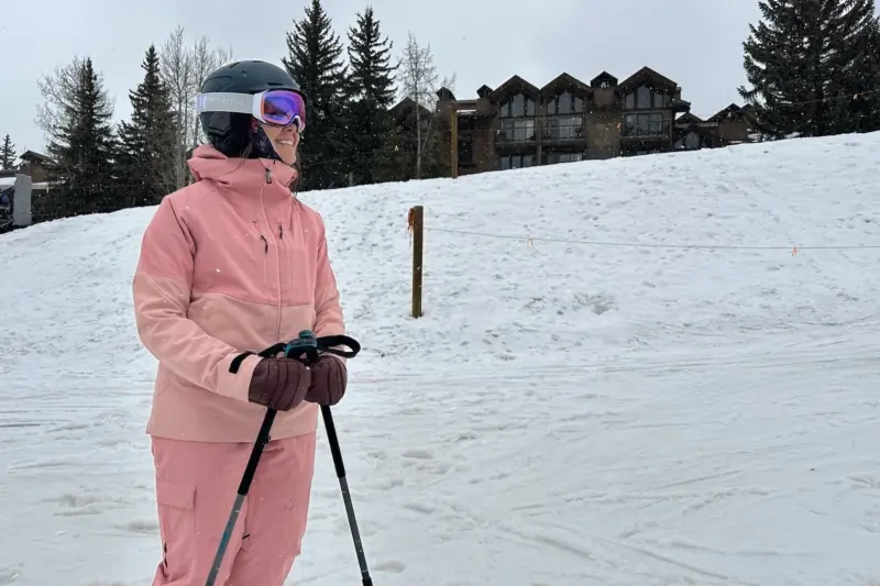 Stylish and Technical for Lift-Served Skiing: Rossignol Women’s Rallybird Ski Jacket Review