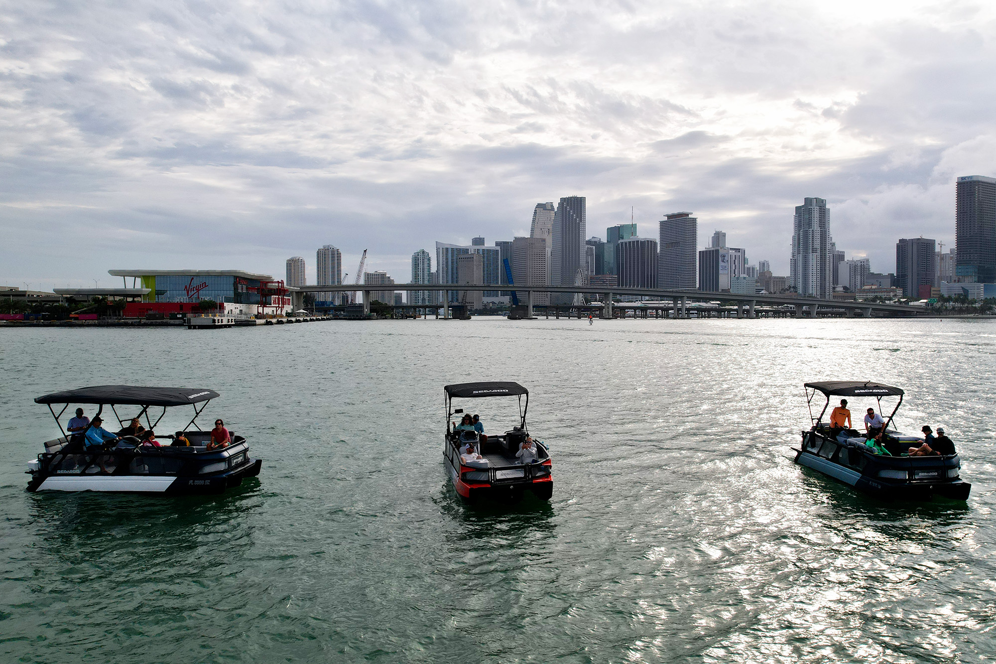 sea doo switch pontoons on water