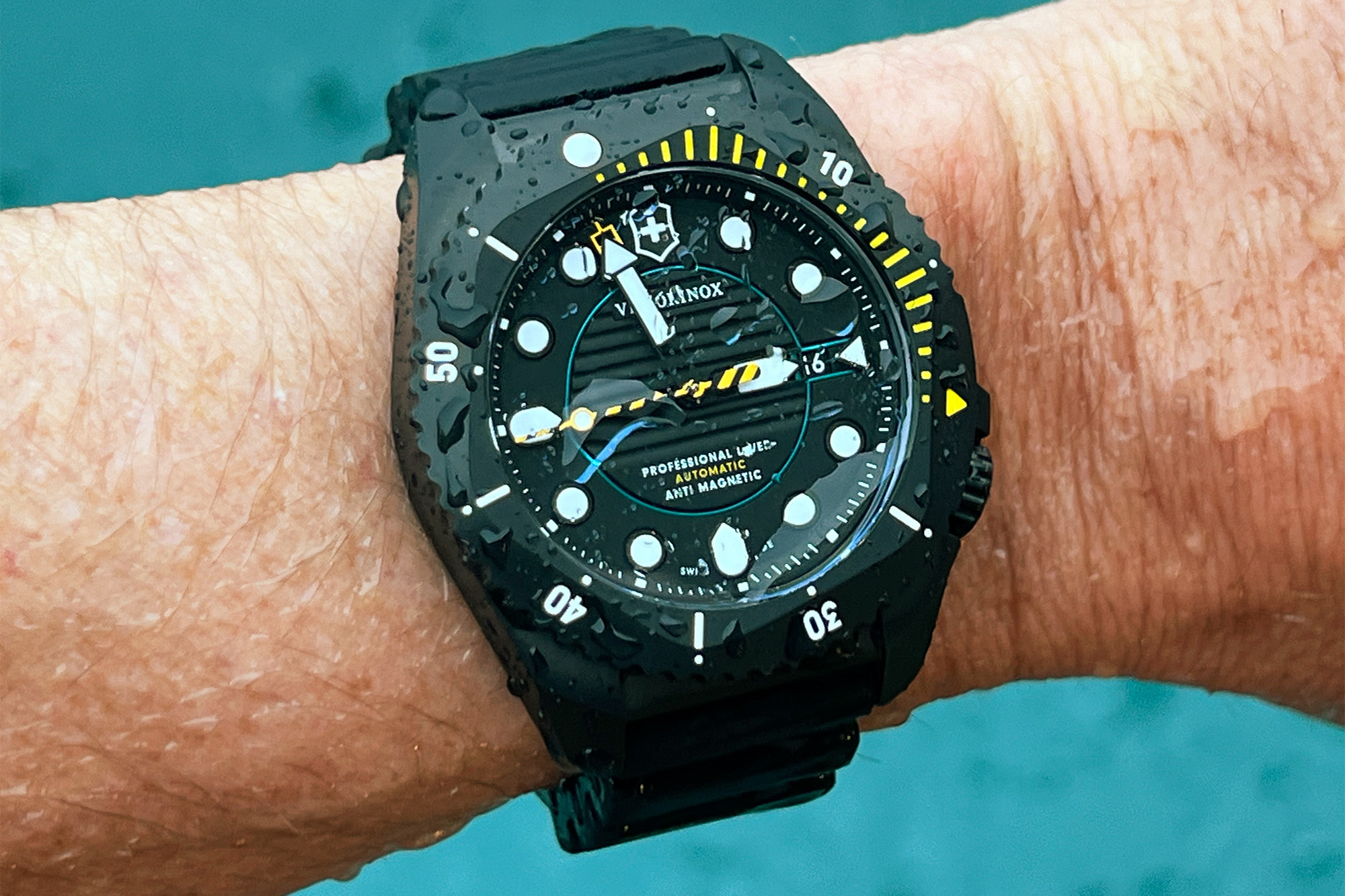 Victorinox Dive Pro Automatic testing