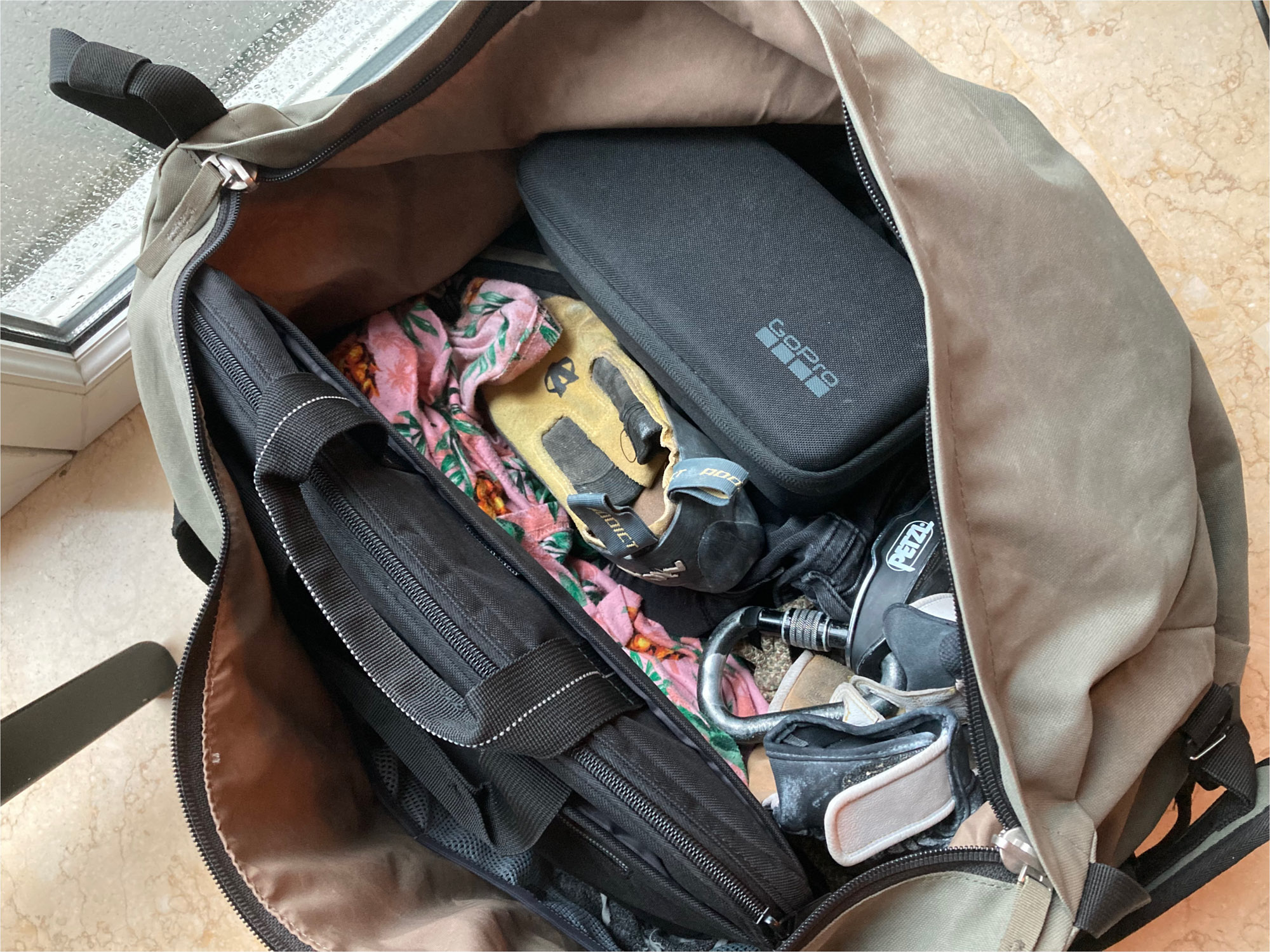 GJBG Suitcases Jack Wolfskin duffel