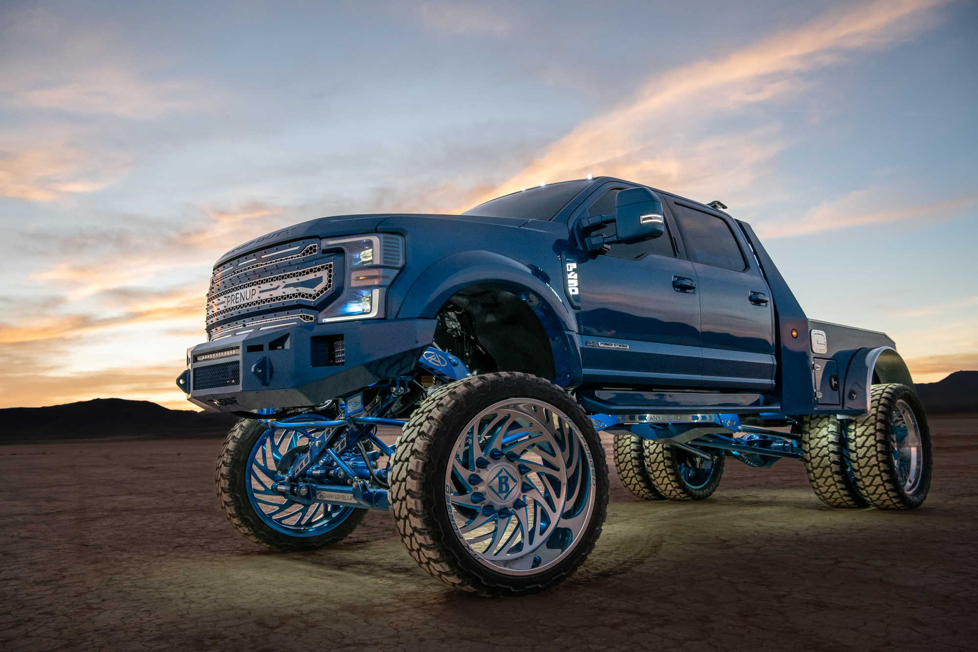 Rubberband mud-terrain tires