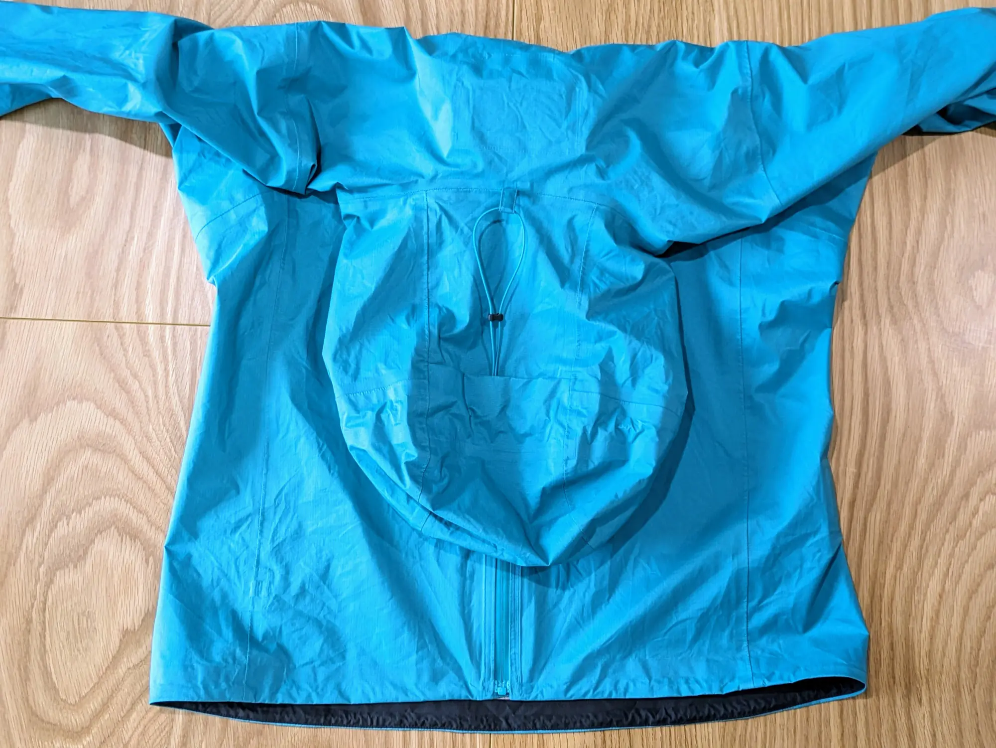 The backside of the Storm Racer, showing the hood adjustments