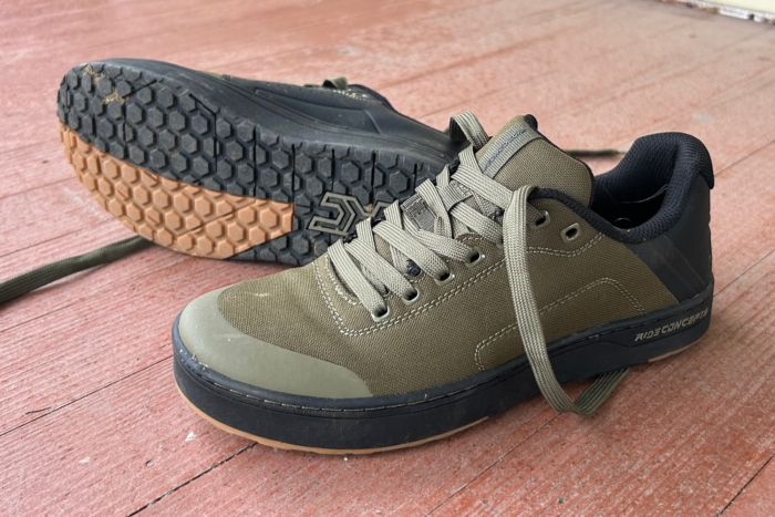 The Ride Concepts Livewire flat pedal shoes