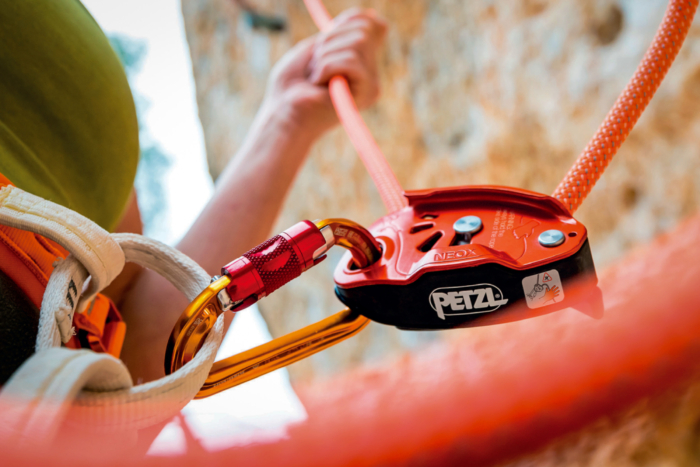 Petzl Neox in use