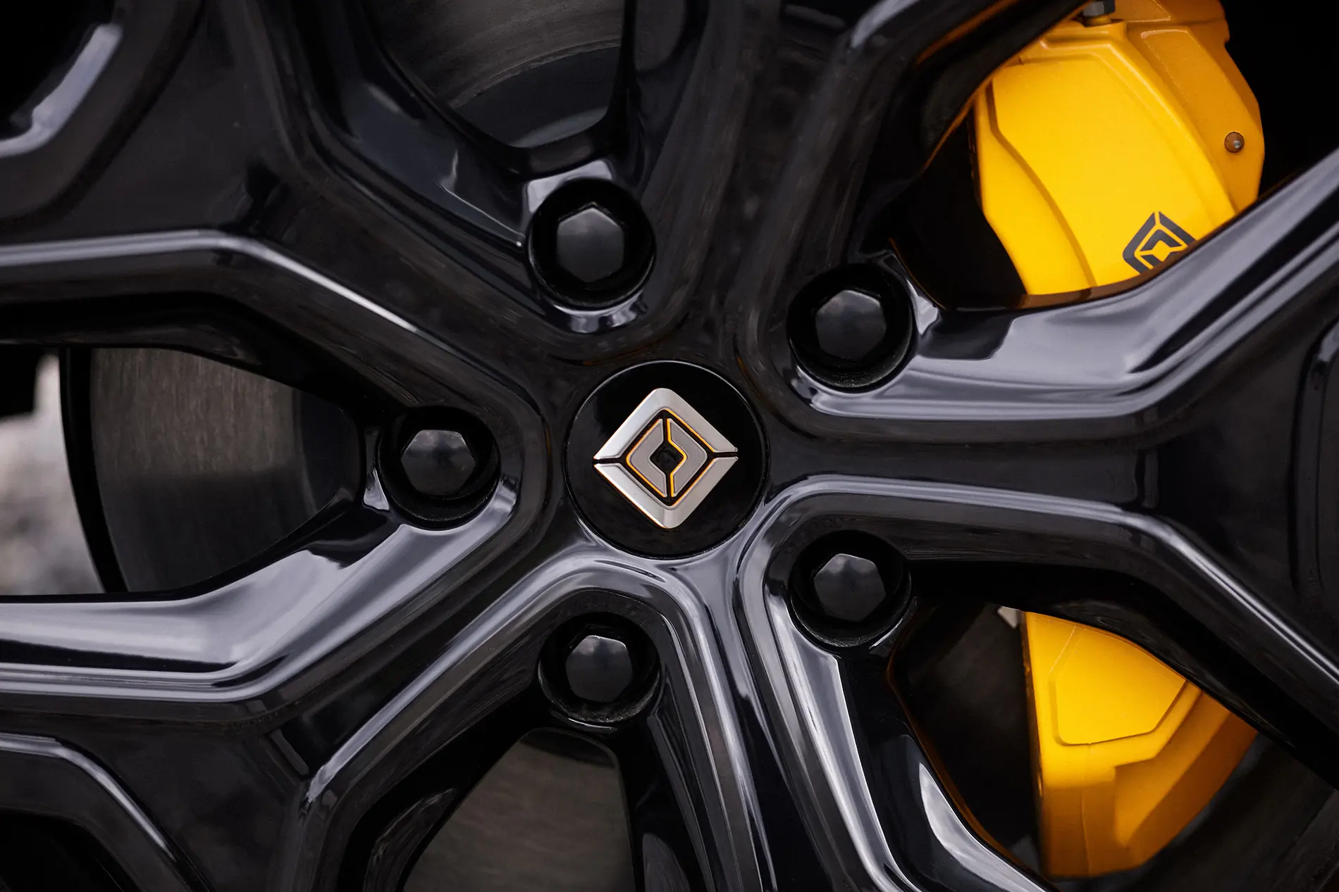 rivian gen two blackout rims