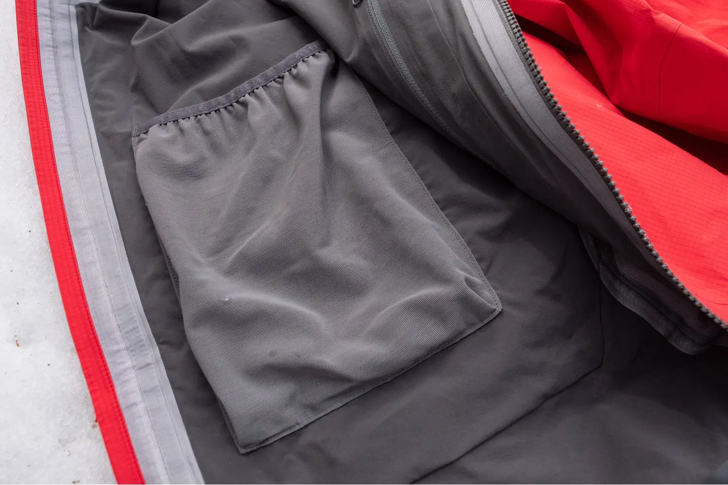 Normad 3L shell jackets pockets