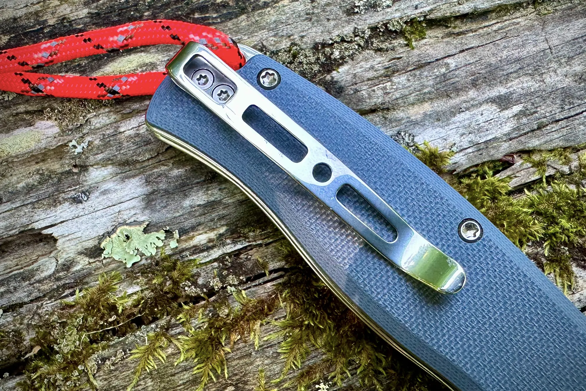 pocket clip on sencut traxler knife