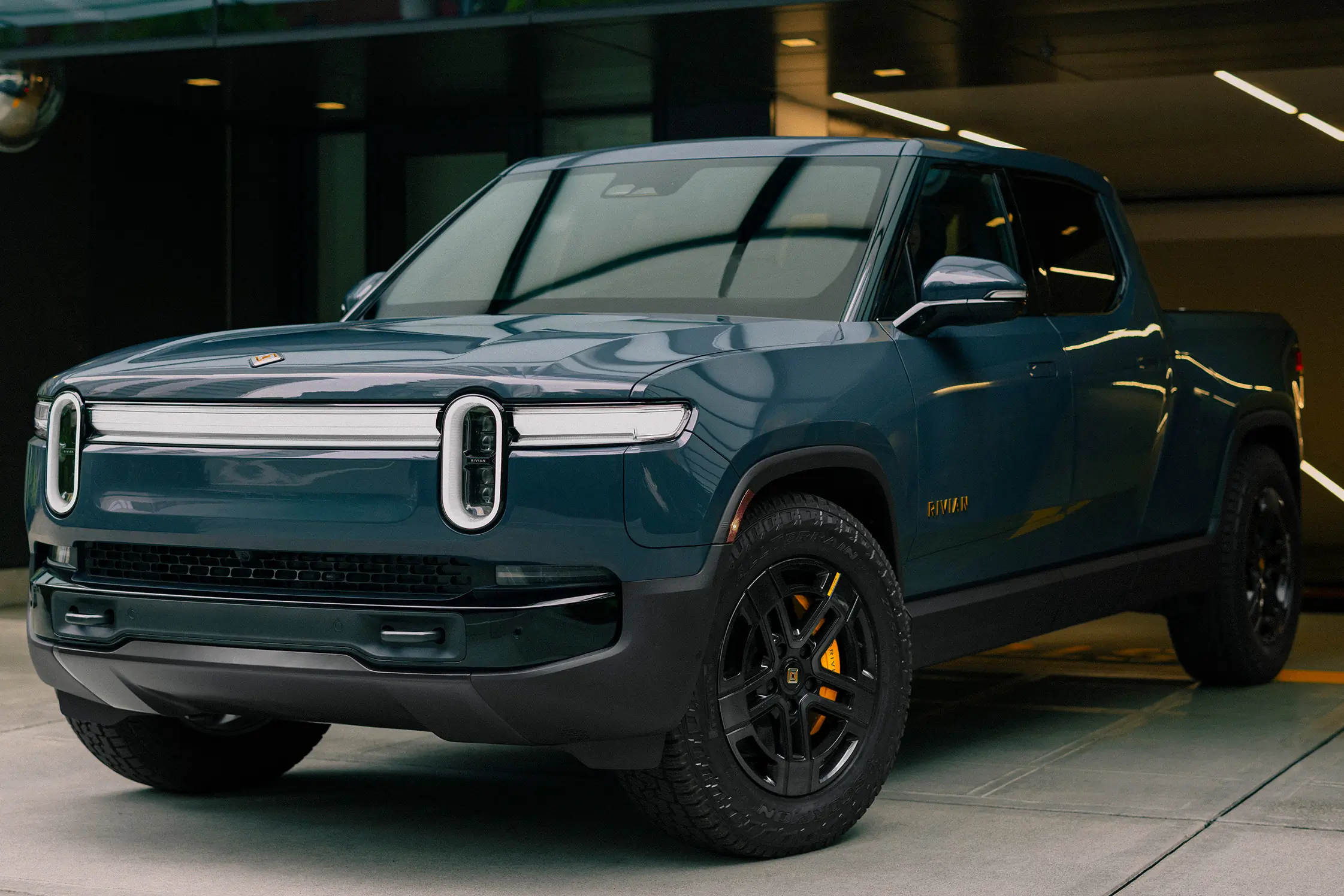 rivian gen two r1t storm blue
