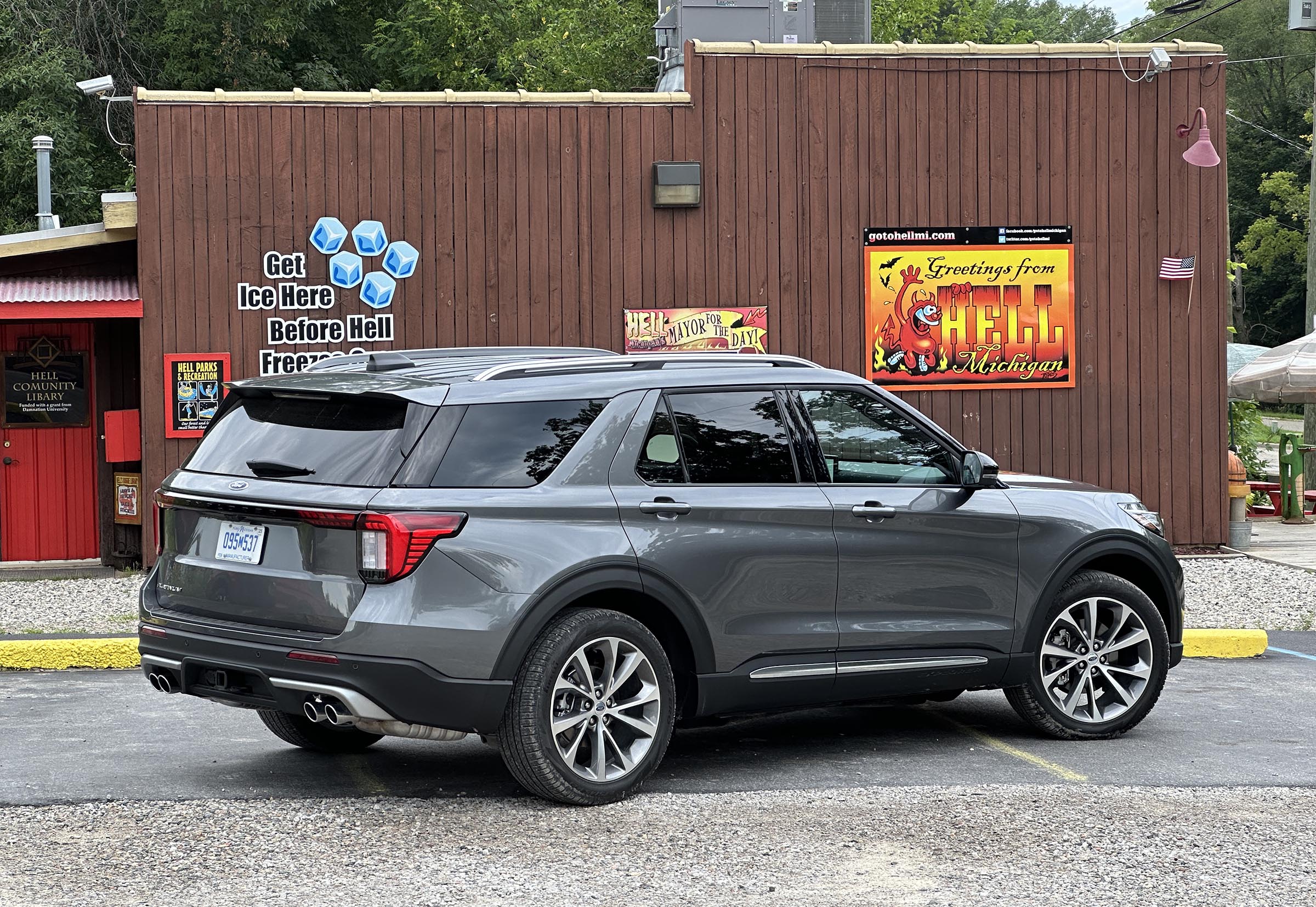 2025 Ford Explorer