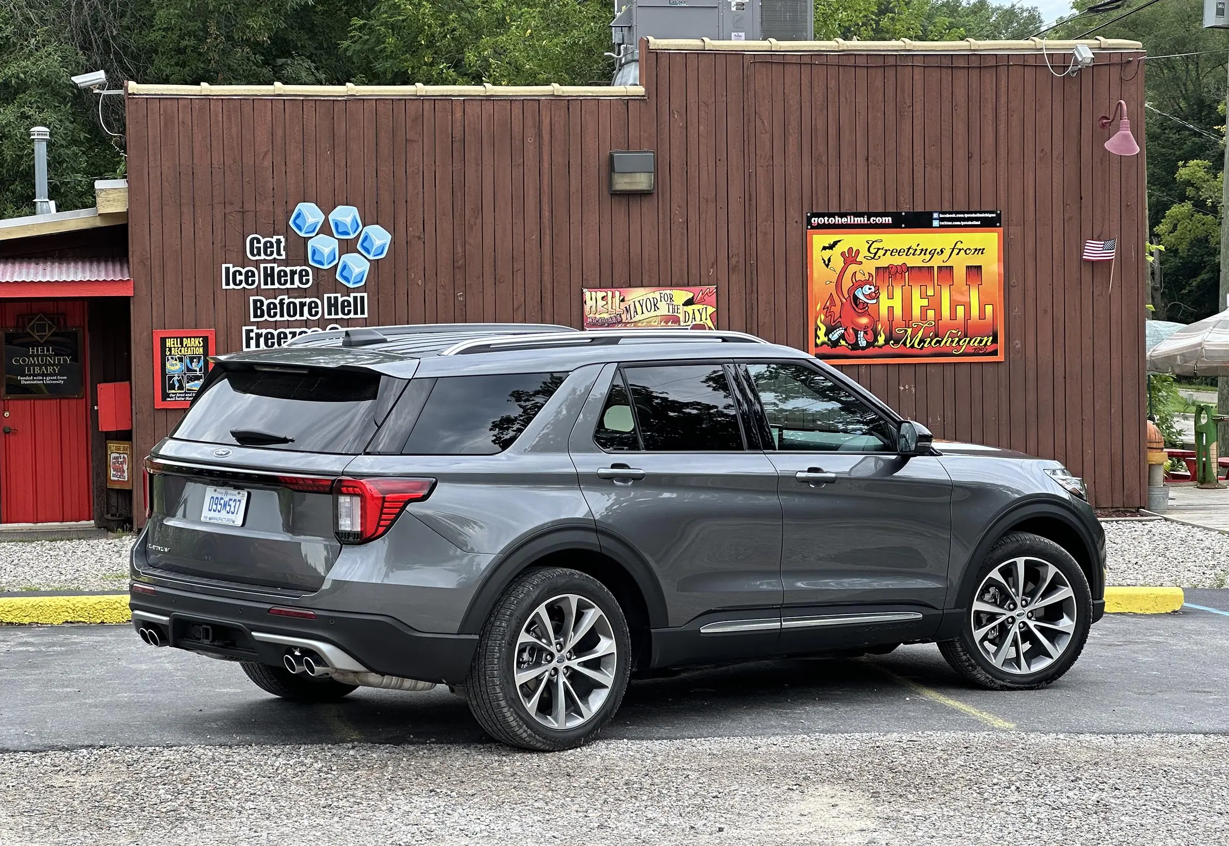 2025 Ford Explorer