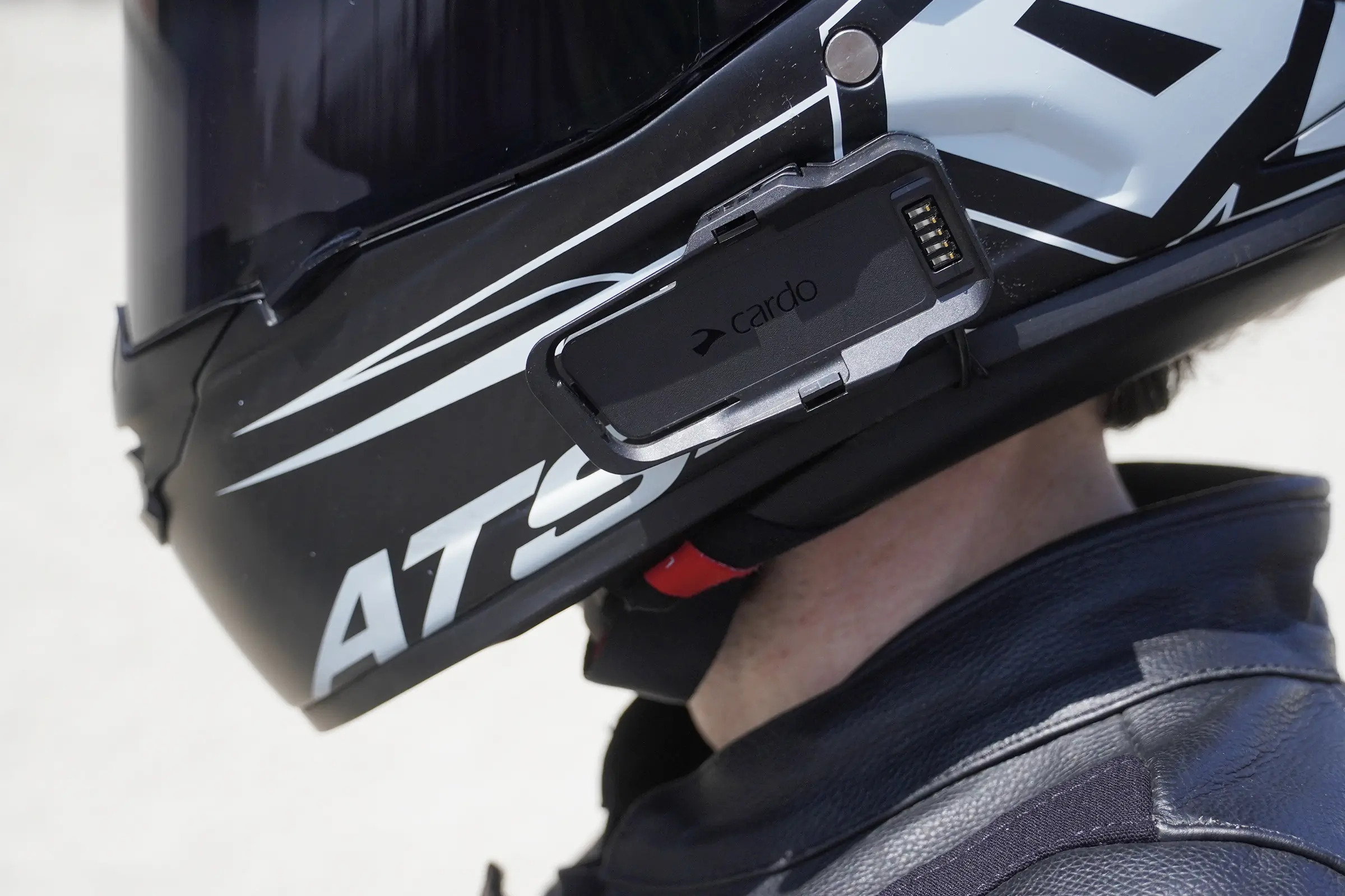 close on of the air mount on the helmet