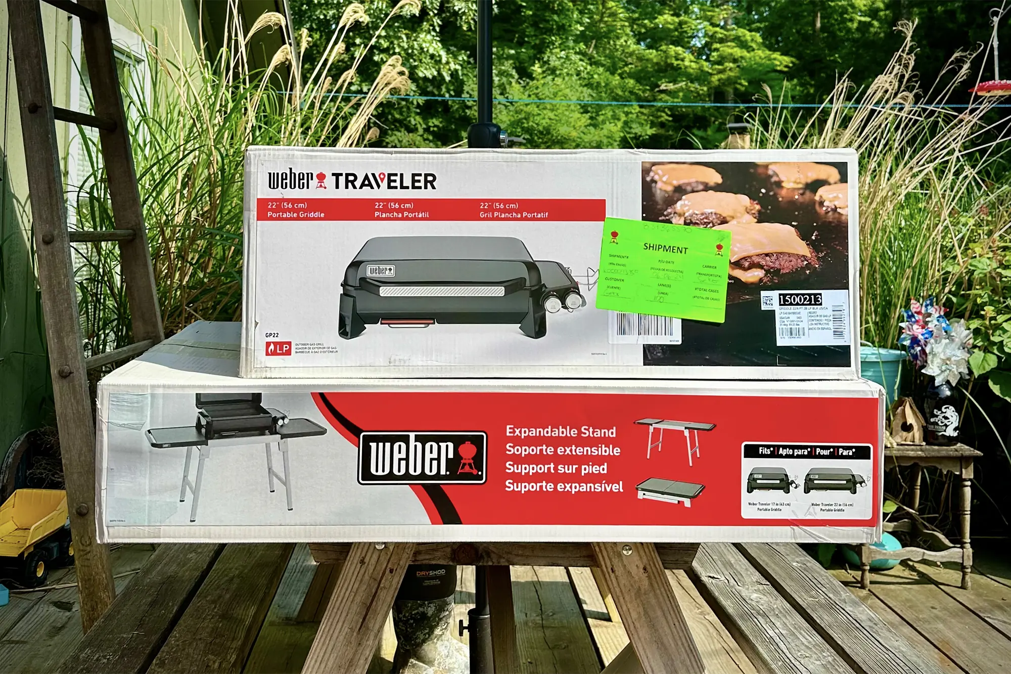 brand new weber traveler 22 in a box