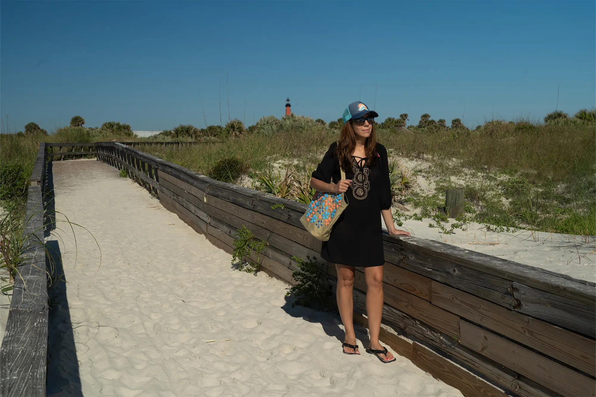 olukai full body lighthouse