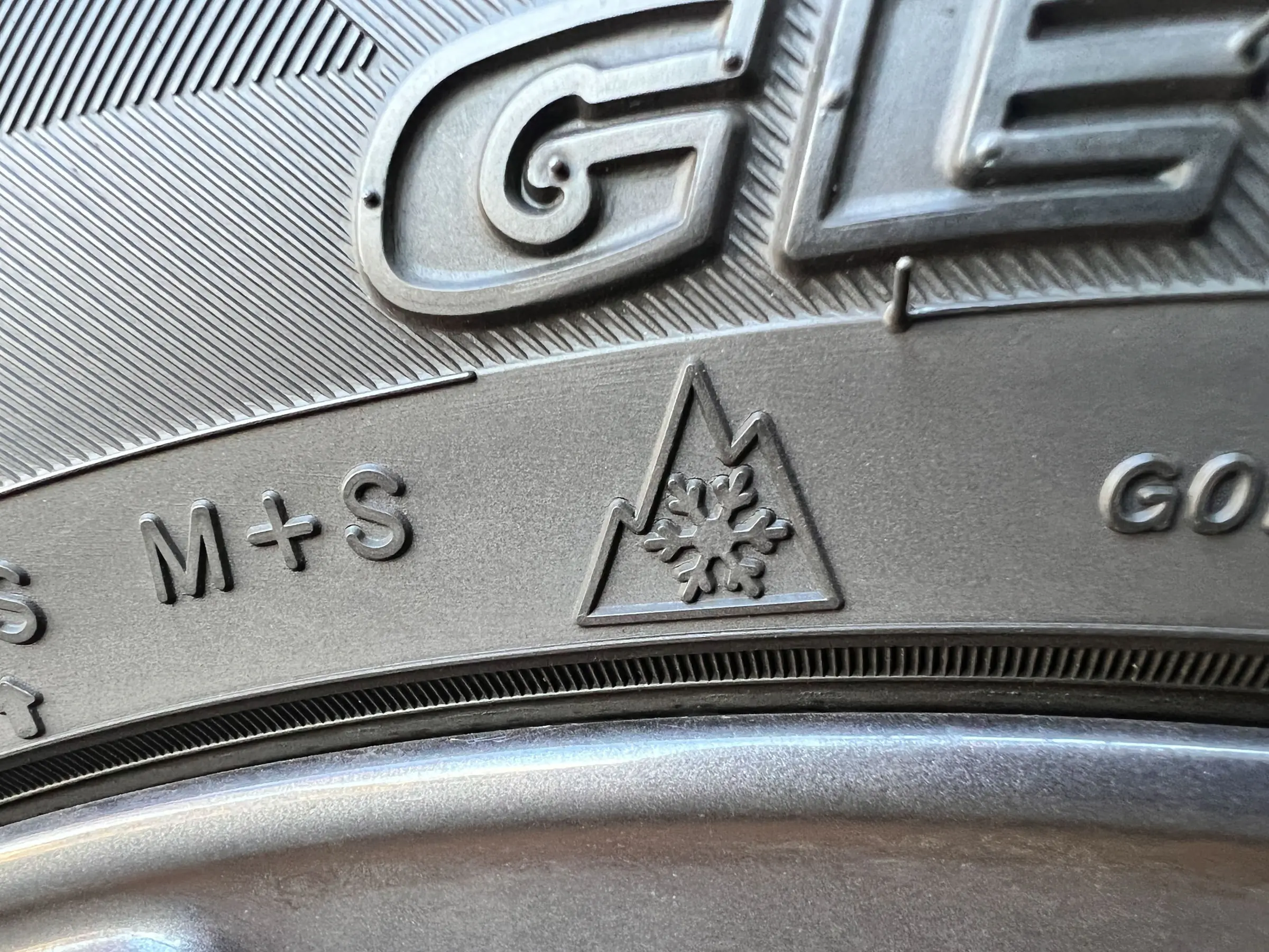 Yokohama Geolander AT G015