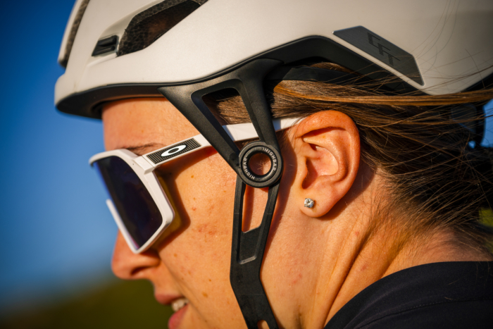 Canyon CFR helmet HighBar retention system