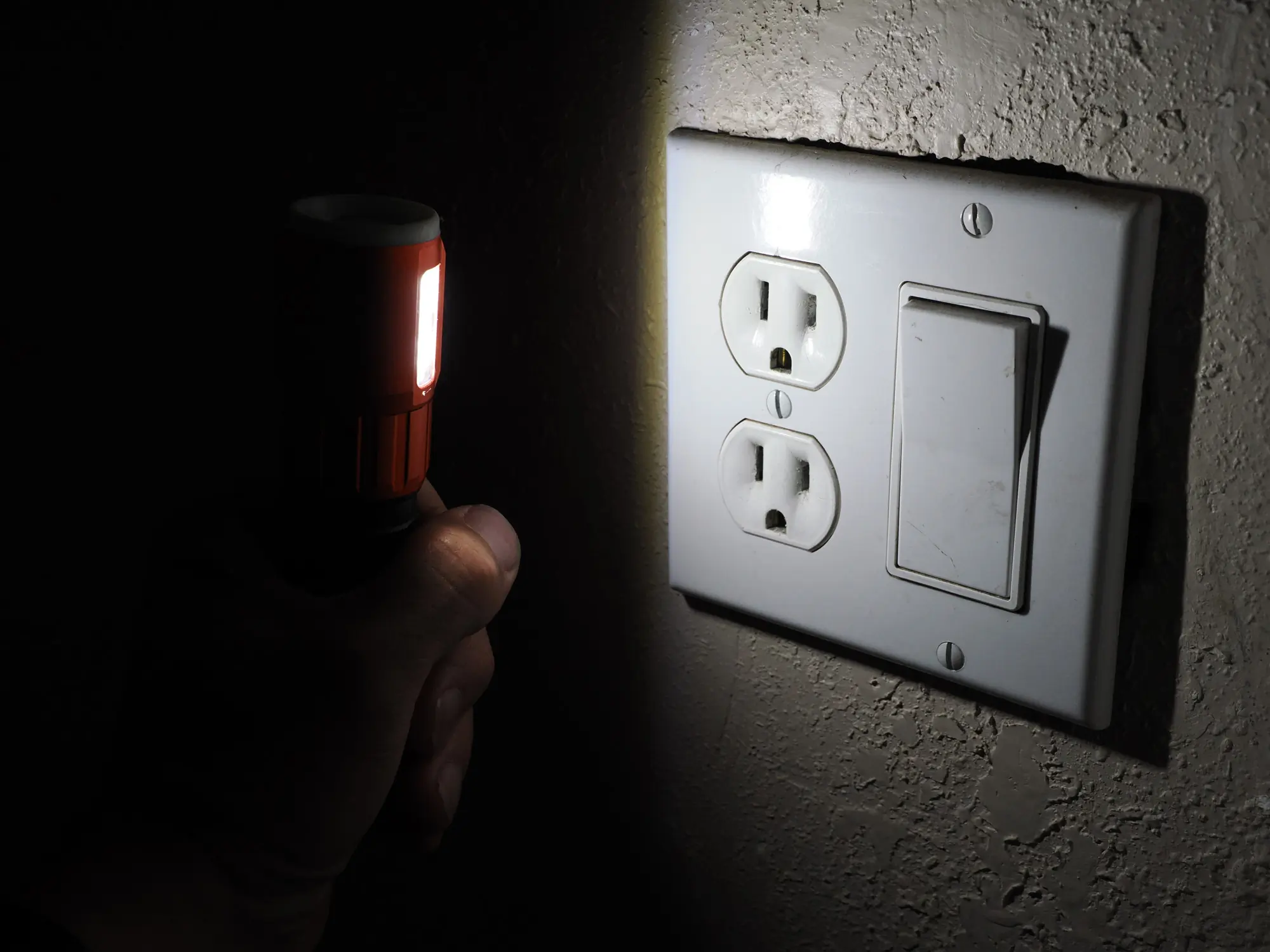 The Blackstone BBM6412 lantern