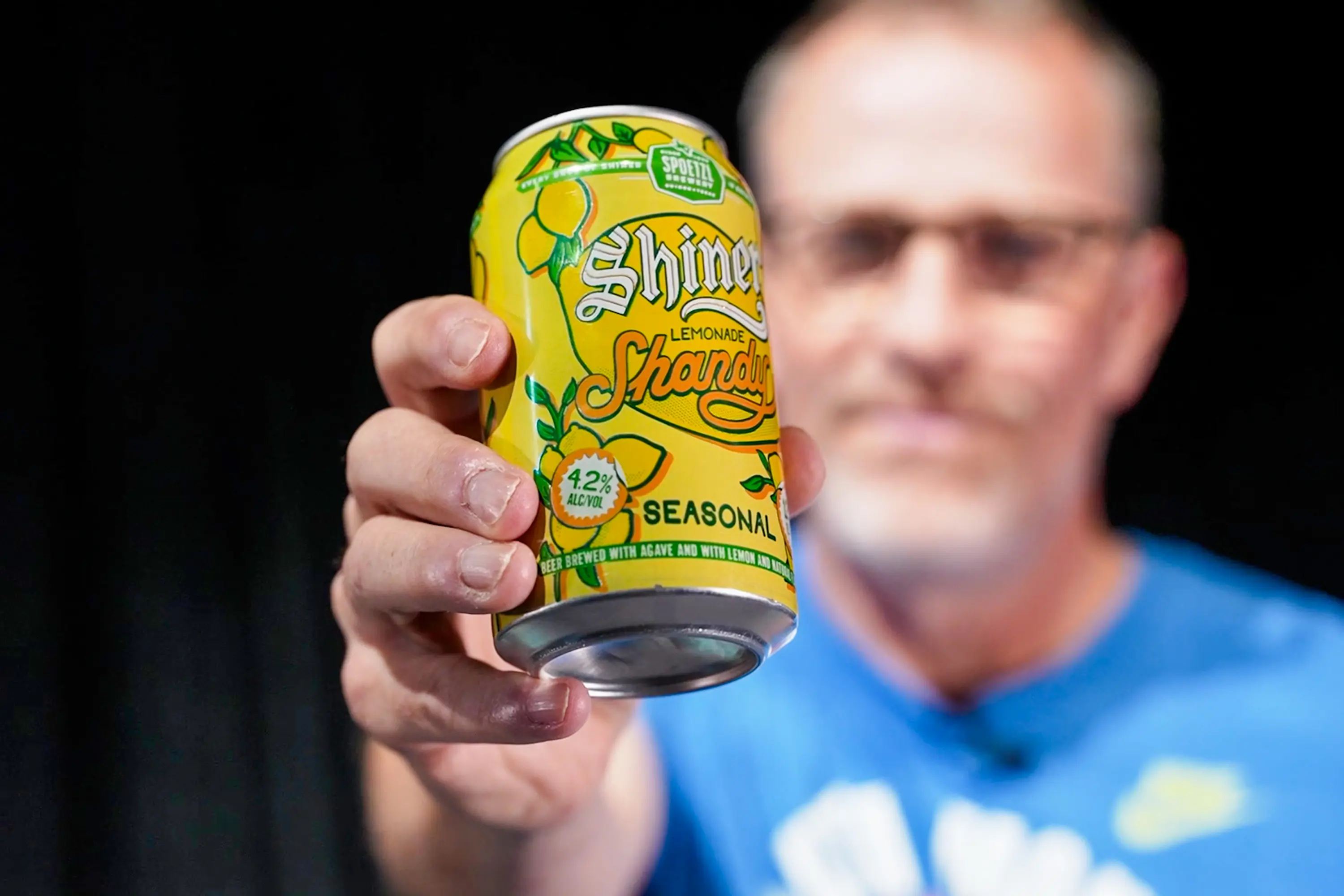 BeerJunkie: Sipping a Shiner Shandy to Close Out Summer ’24