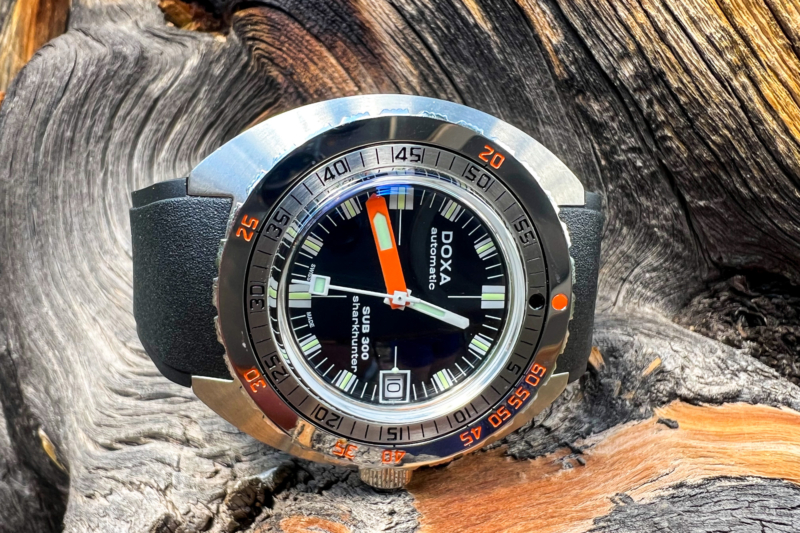 DOXA SUB 300 Sharkhunter Review: Seaworthy Bling for Divers and Landlubbers