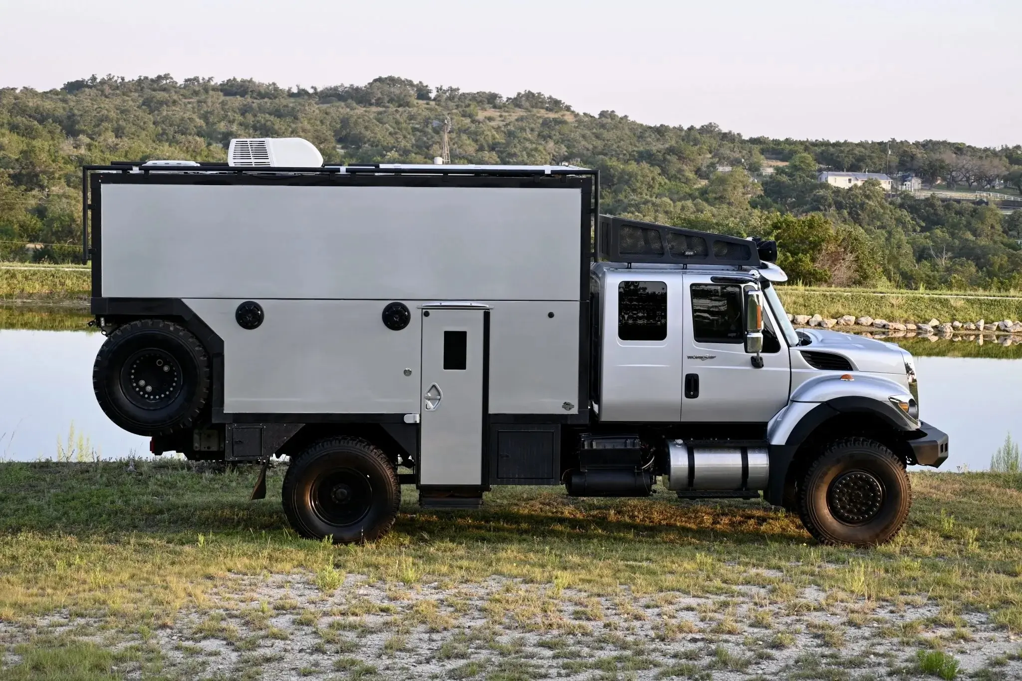 2008 International GXV Pangea 4x4