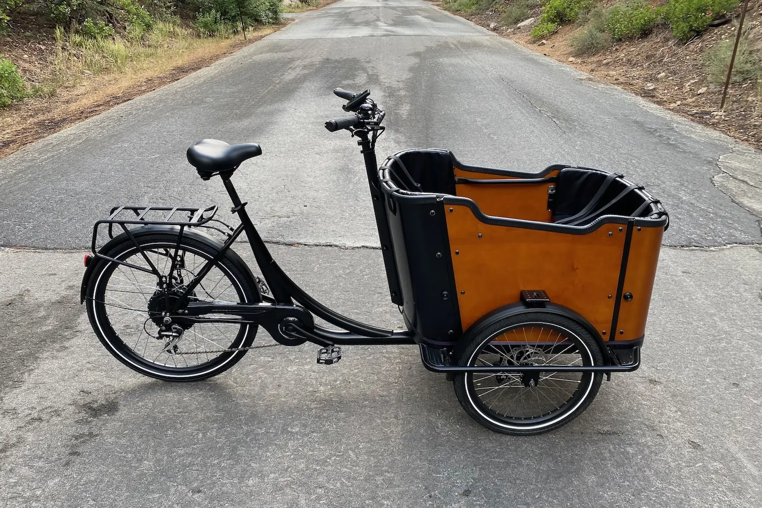 Side view of the the Ferla Royce 2 parked in a road