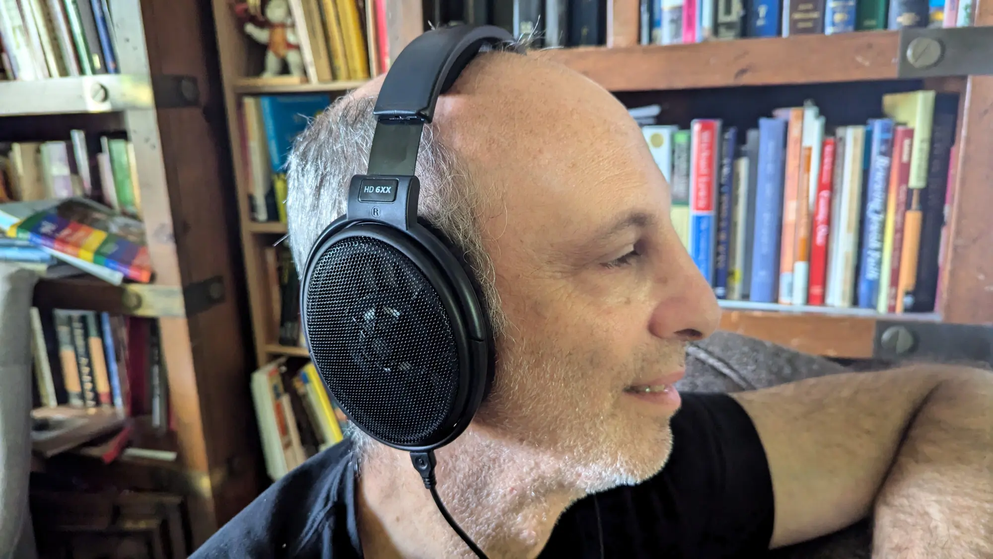 GJ BG Headphones - Modeling the Drop x Sennheiser 6XX