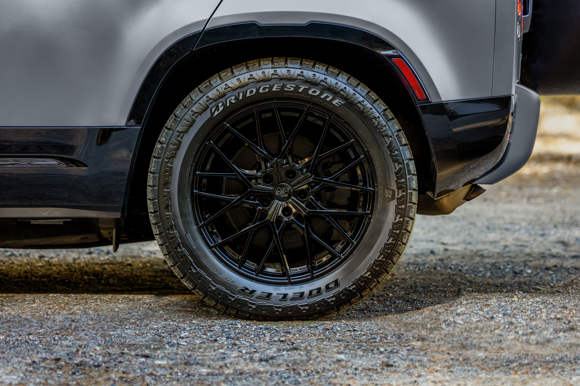 Bridgestone Dueler AT Ascent tire