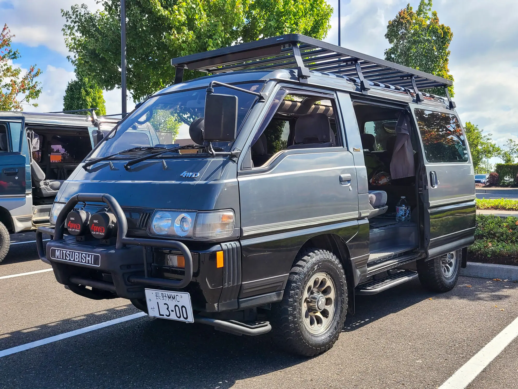 Mitsubishi Delica