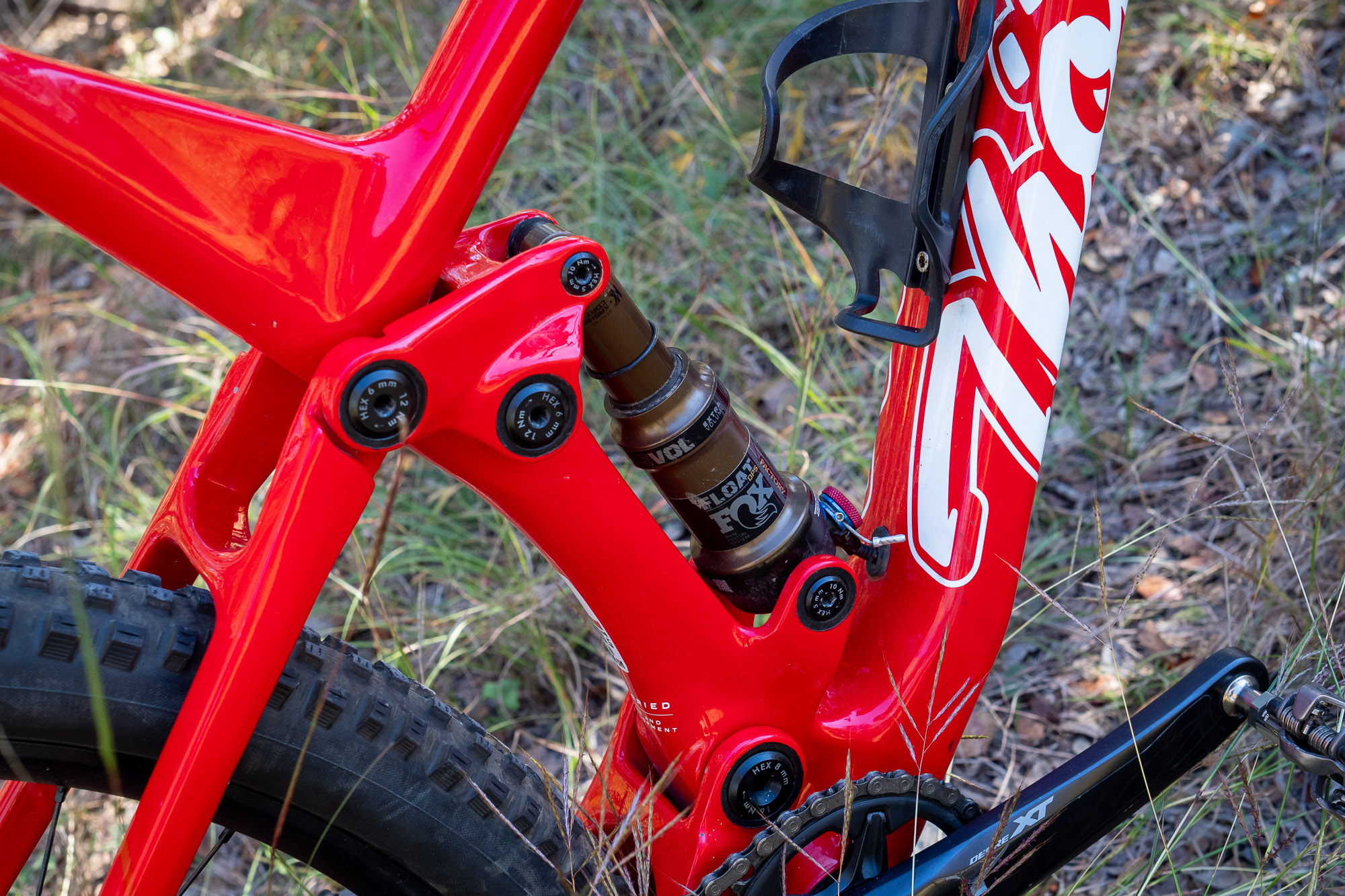 Thomus LIghtrider World Cup mountain bike shock and linkage