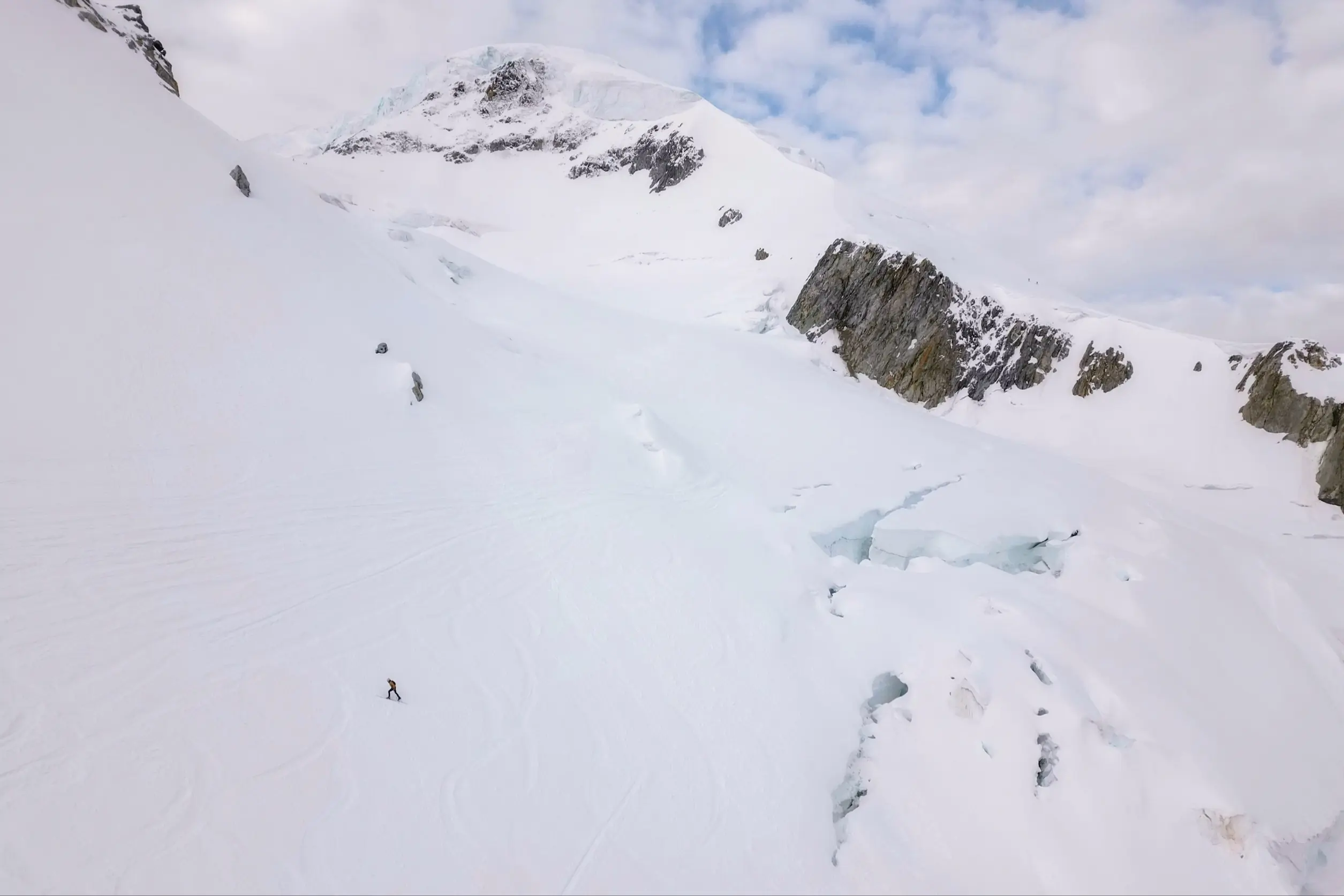 Anna DeMonte Women's Supported FKT Ski Mont Blanc