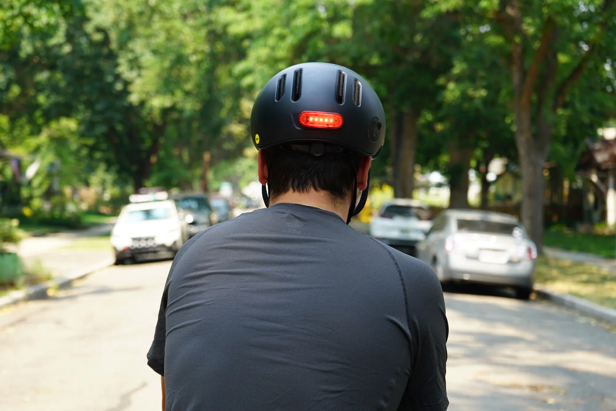 The magnetic rear light on the Thousand Chapter MIPS helmet