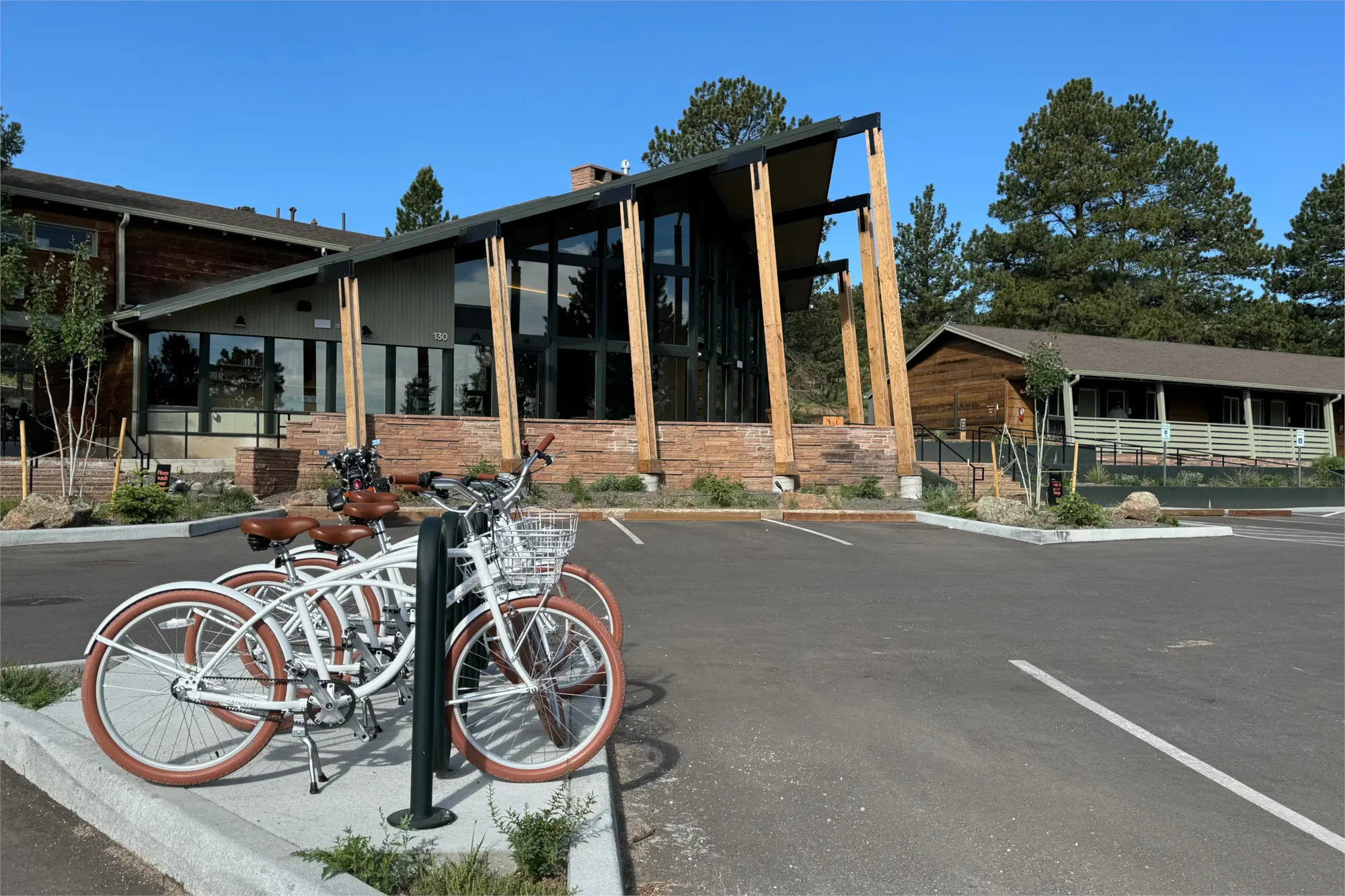 Trailborn Rocky Mountains: Luxe Hotel Is National Park Launchpad