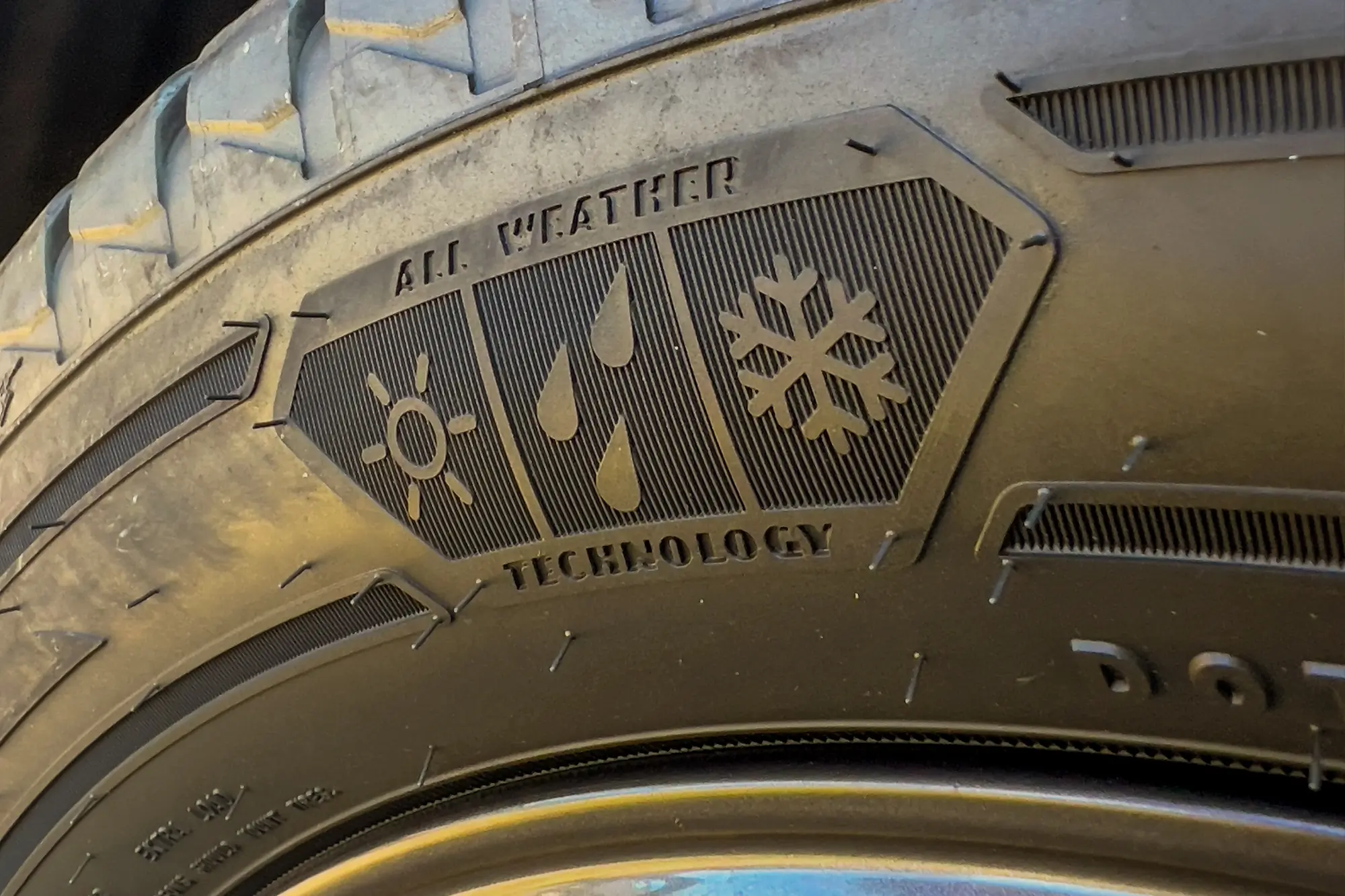 Goodyear Assurance WeatherReady 2