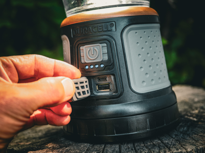 The Duracell 2000 Lumen Tri-Power Lantern