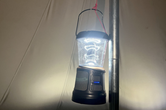 Duracell 2000 lumen tri-power lantern