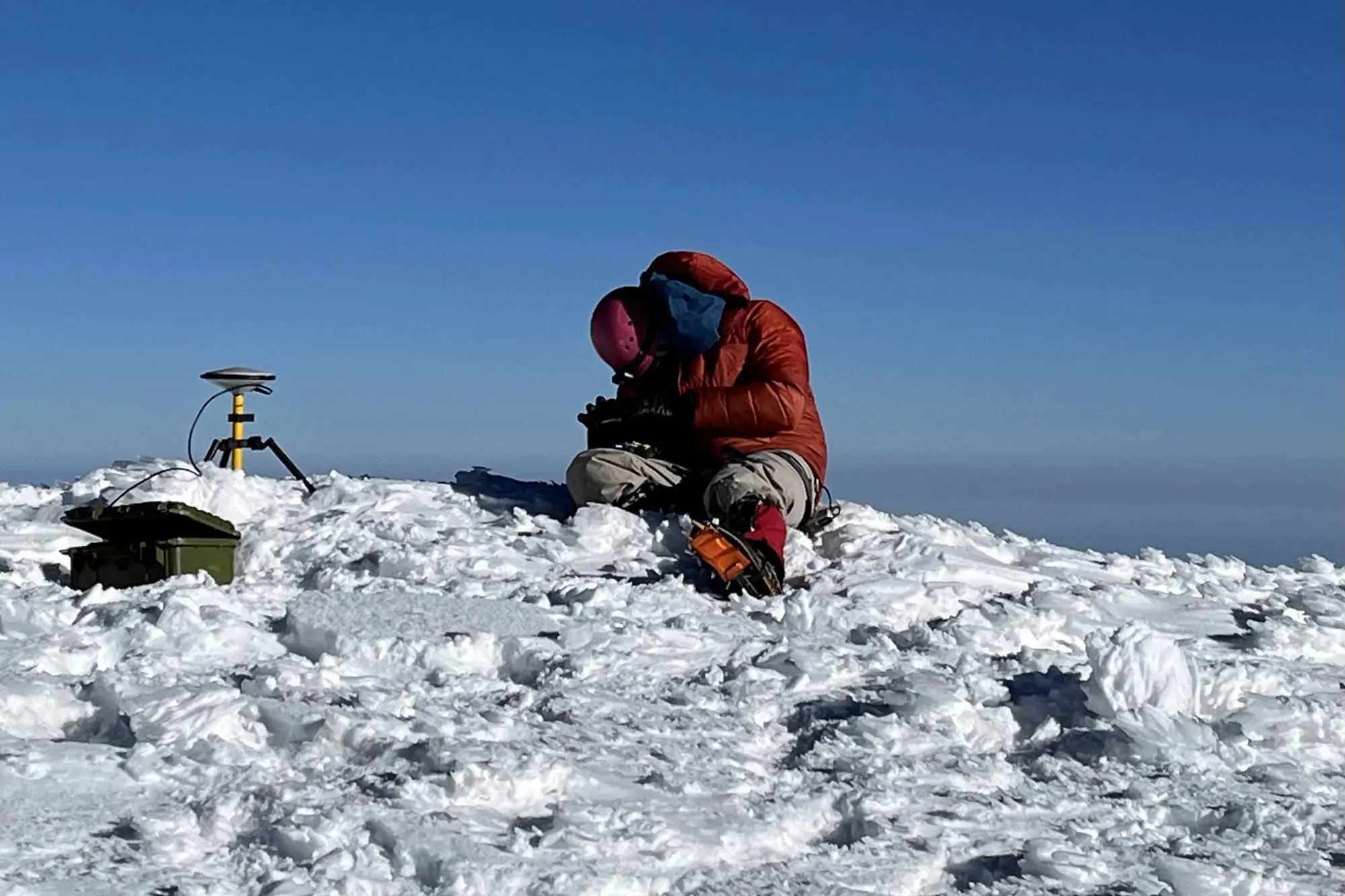 eric gilbertson columbia crest mount rainier