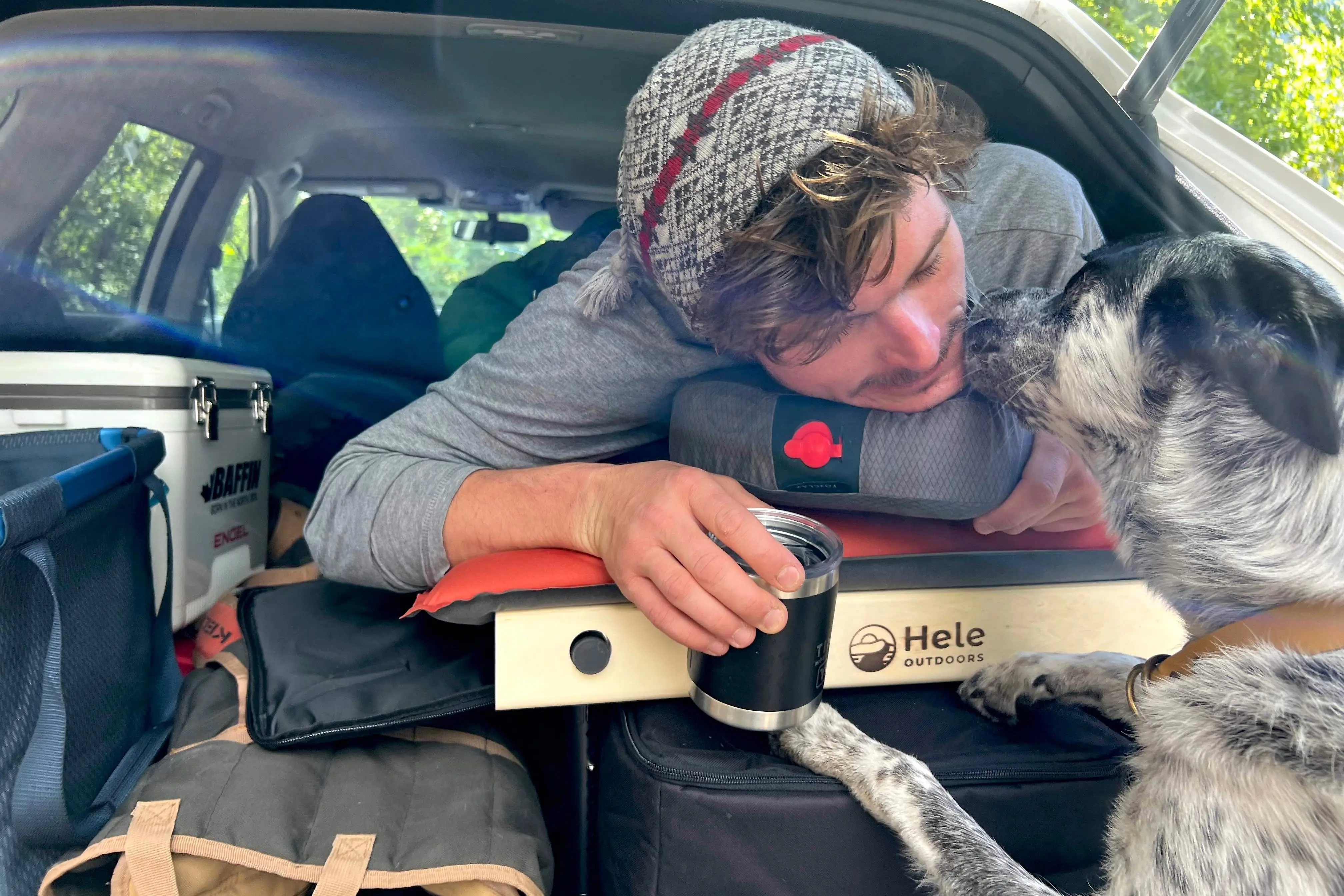 Hele Outdoors Hele Box sleep platform