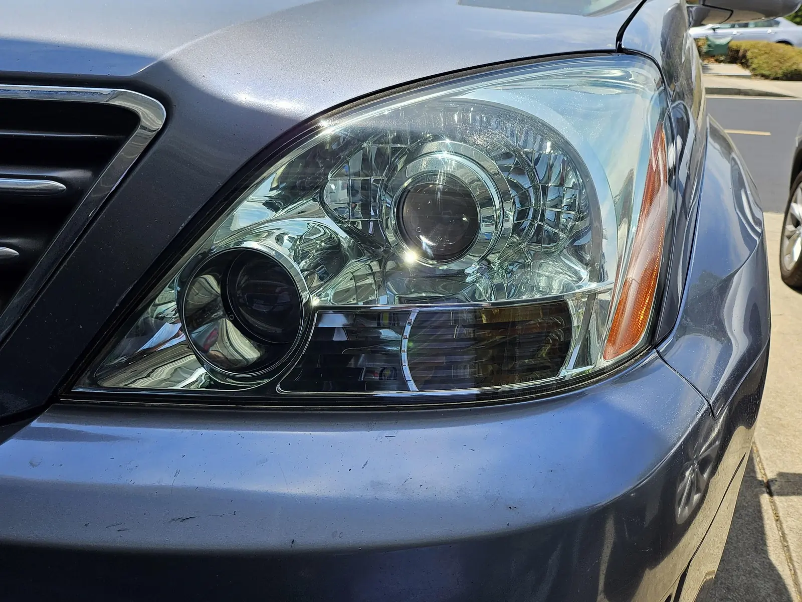 Clarity restored to almost new quality using the Meguiar's Ultimate Sealant; (photo/Derek Mau)