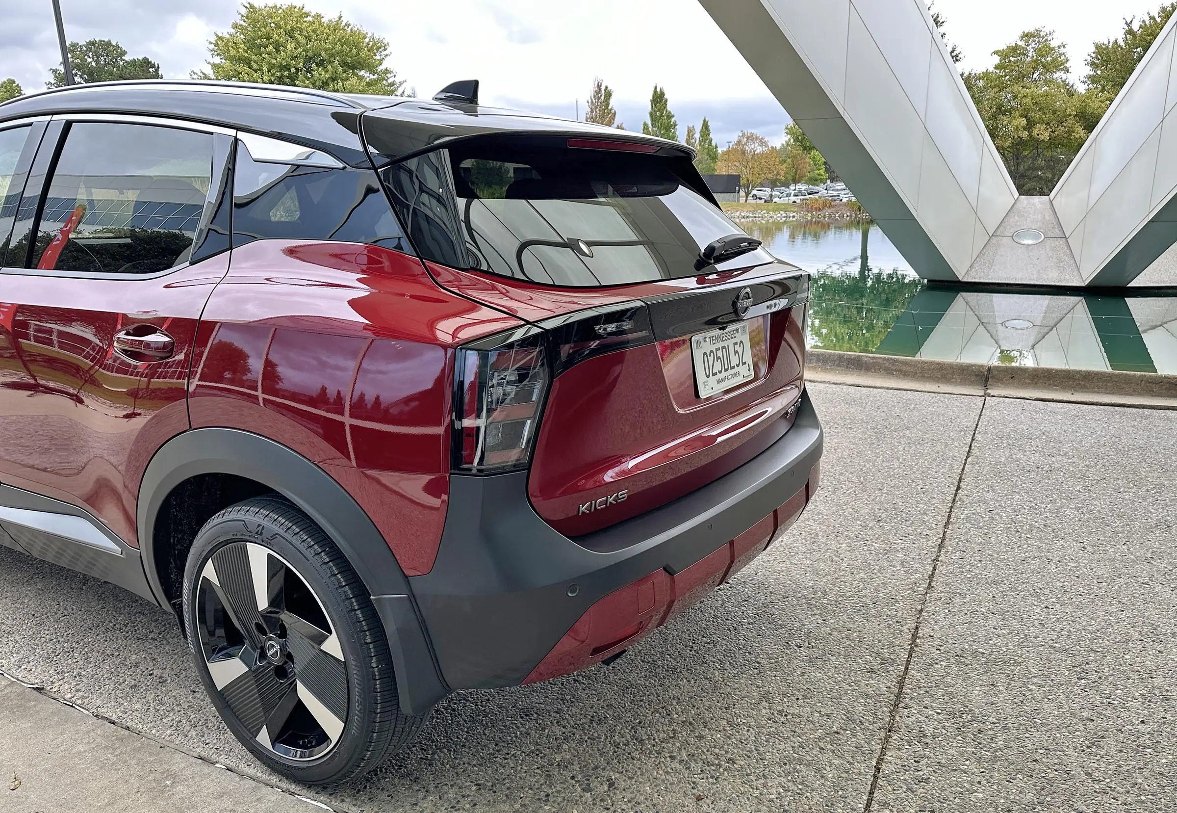 2025 Nissan Kicks