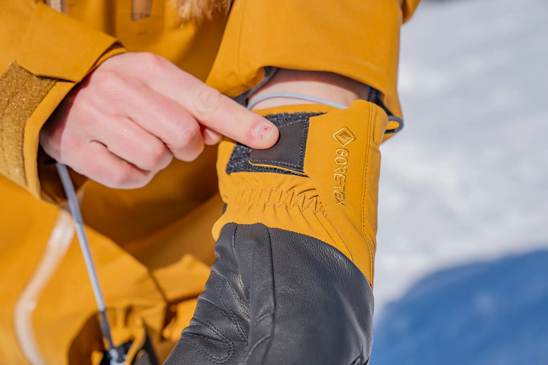 short cuff on Arc'teryx mitten