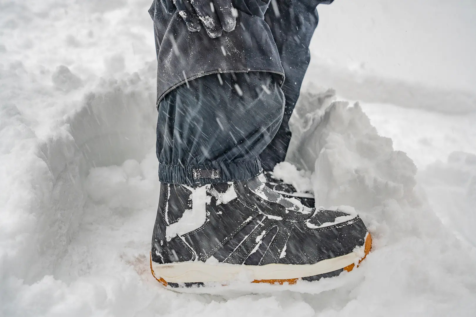 snowboard boots