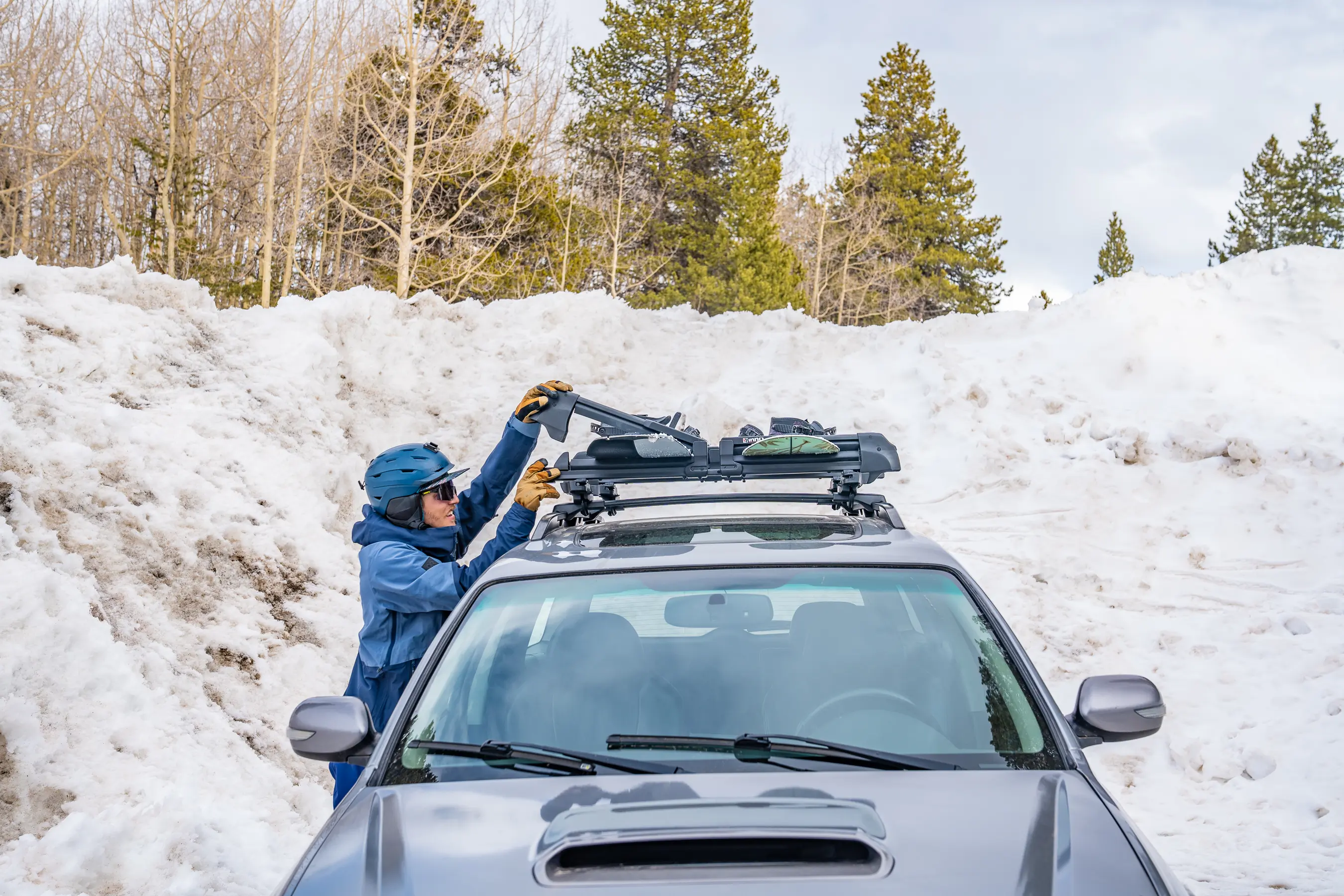 Testing the INNO Ski/Snowboard Rack L INA951 with snowboards loaded in both sections; (photo/Eric Phillips)