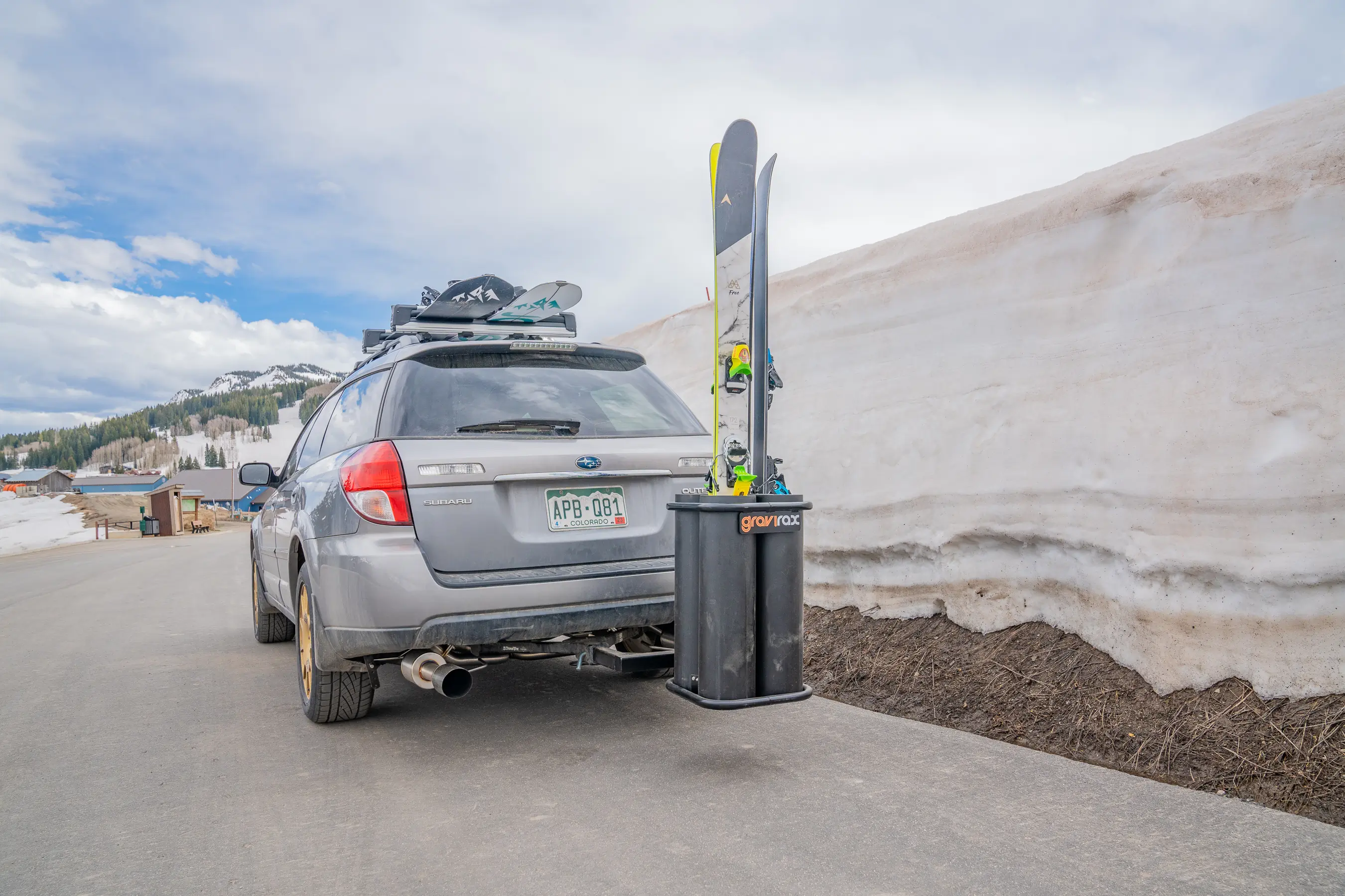 Gravirax GR-4 Hitch Mounted Ski Rack improves the ease of loading with an open top entry design; (photo/Eric Phillips)