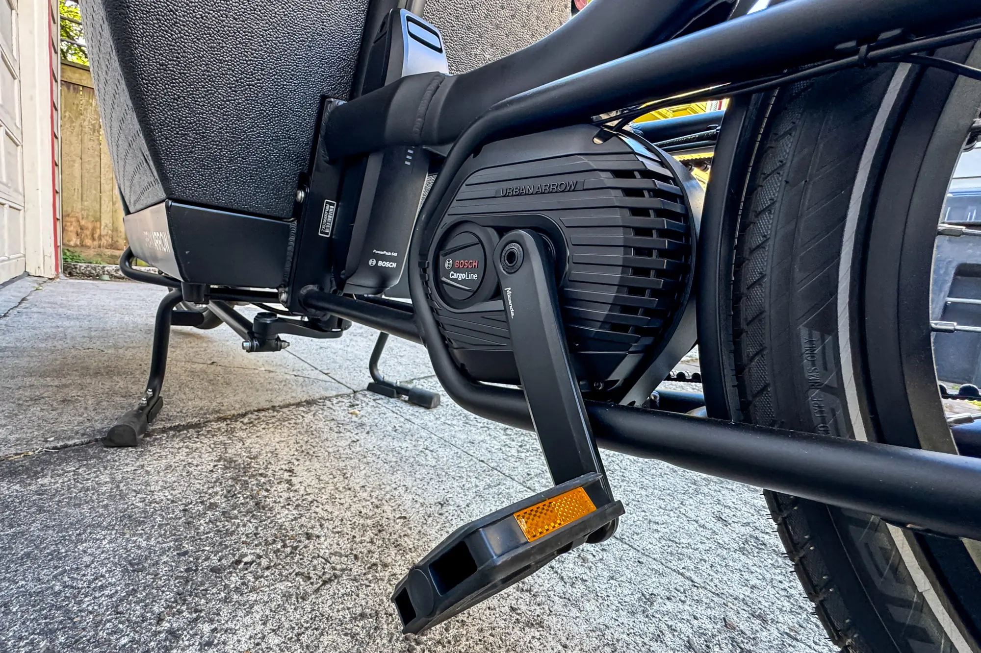 Urban Arrow Family Smart System Cargo Line Bike