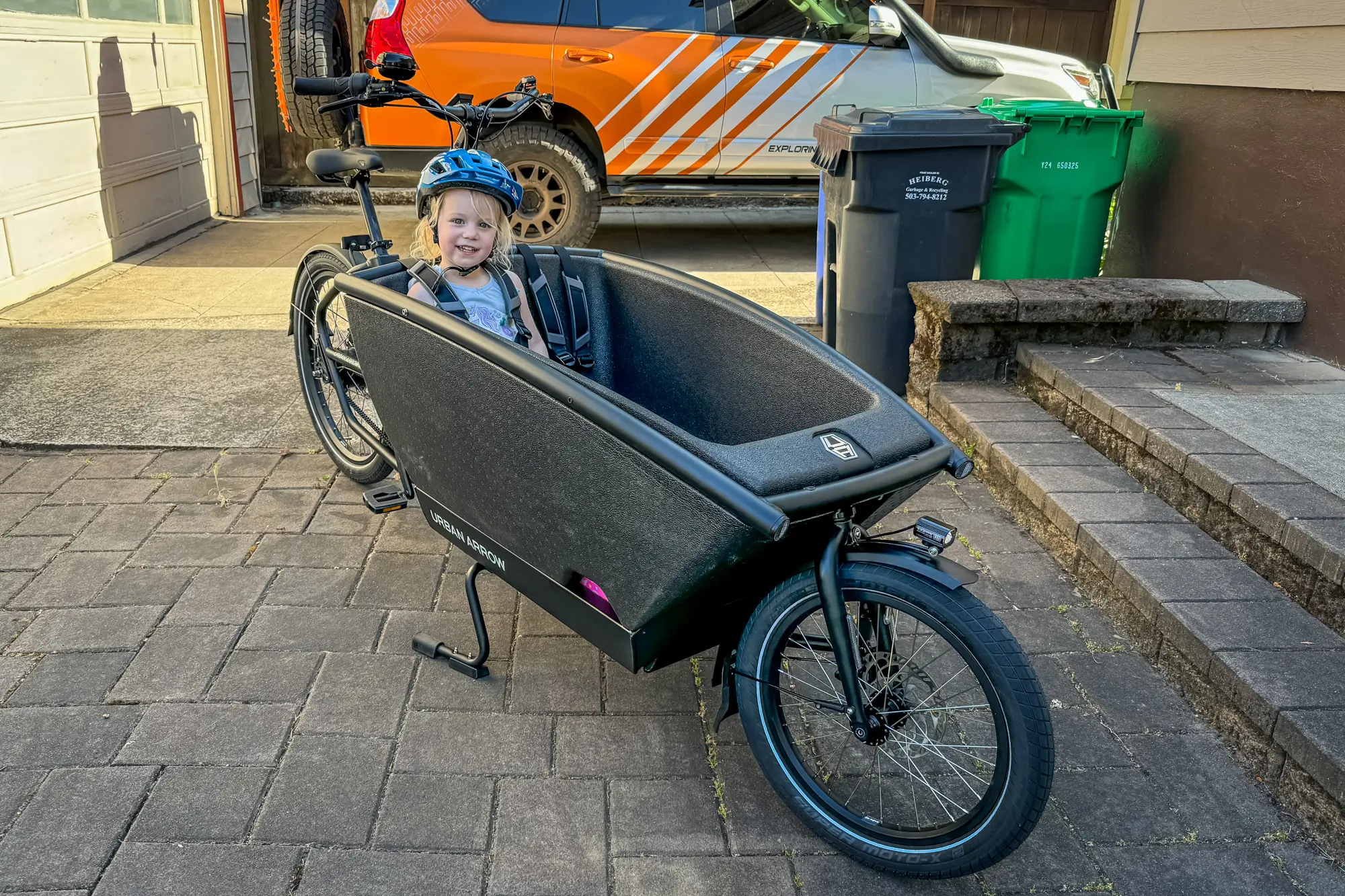 Urban Arrow Family Smart System Cargo Line Bike