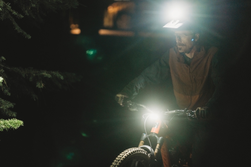 The Best Mountain Bike Lights of 2025