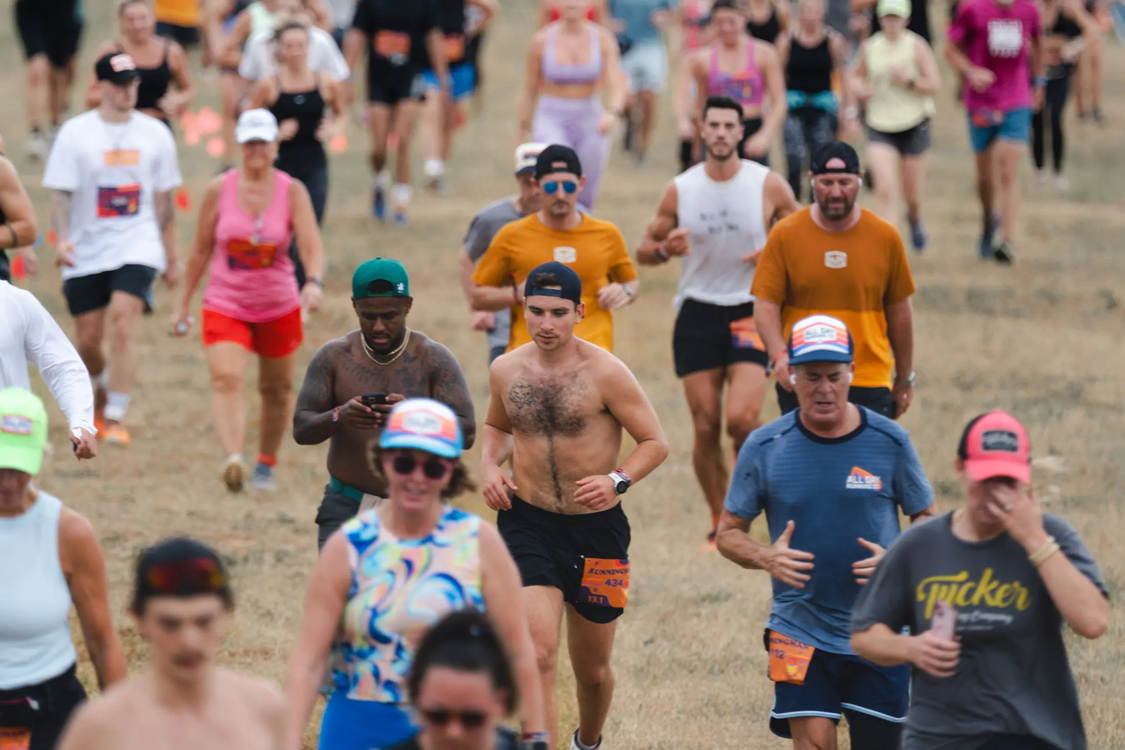 people running in race