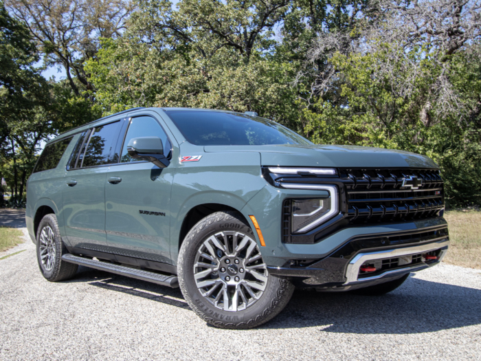 2025 Chevrolet Suburban Z71