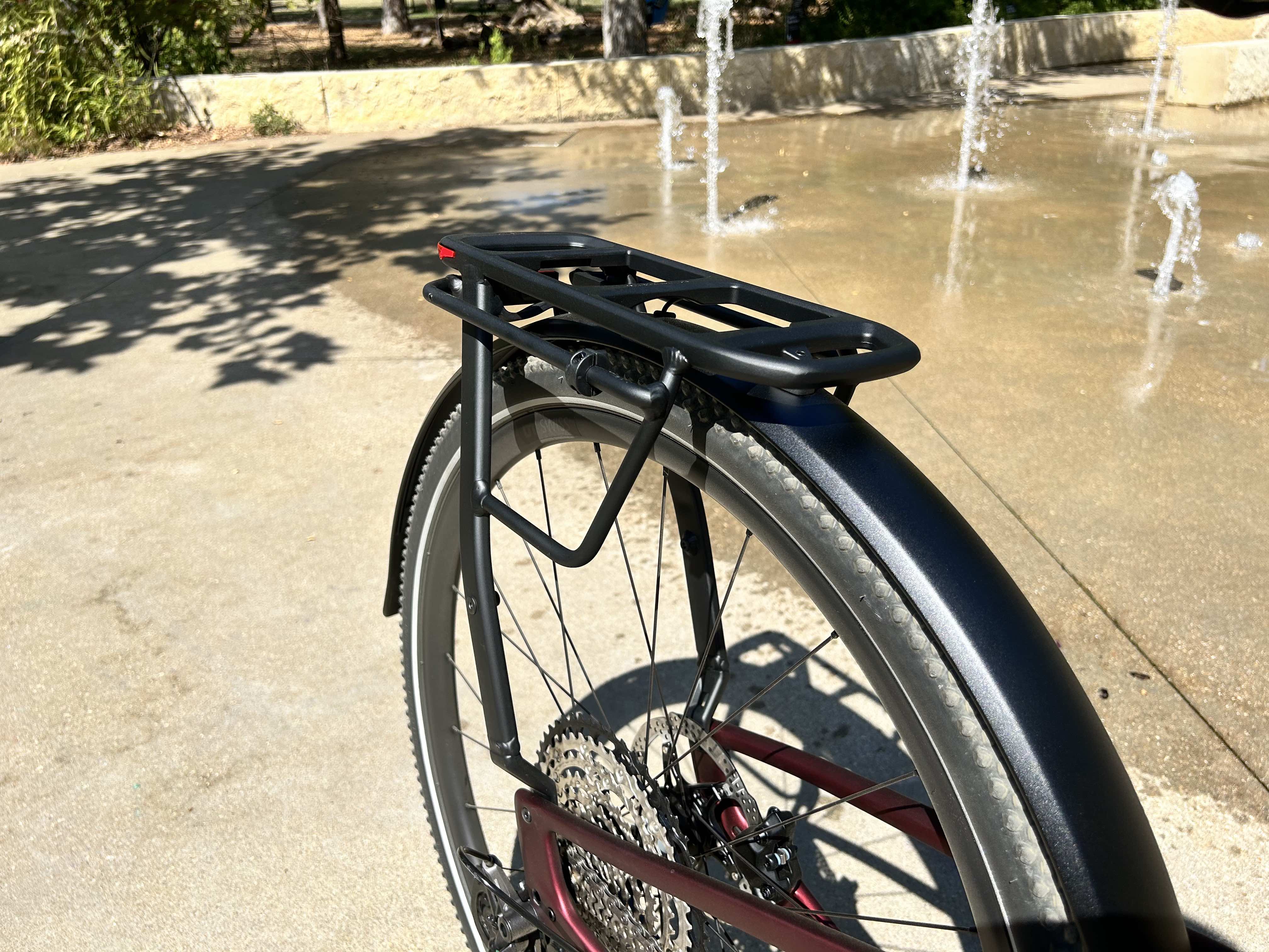 Specialized Vado SL Carbon 6.0 rear rack.