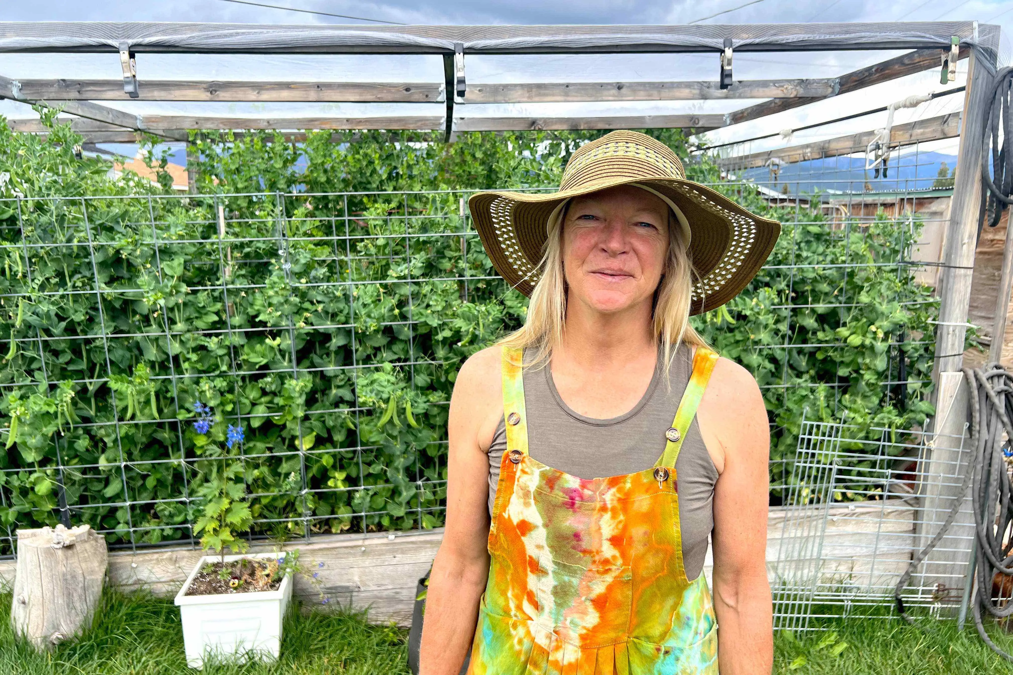 Loretta McEllhiney fourteeners trail queen colorado hiking trails
