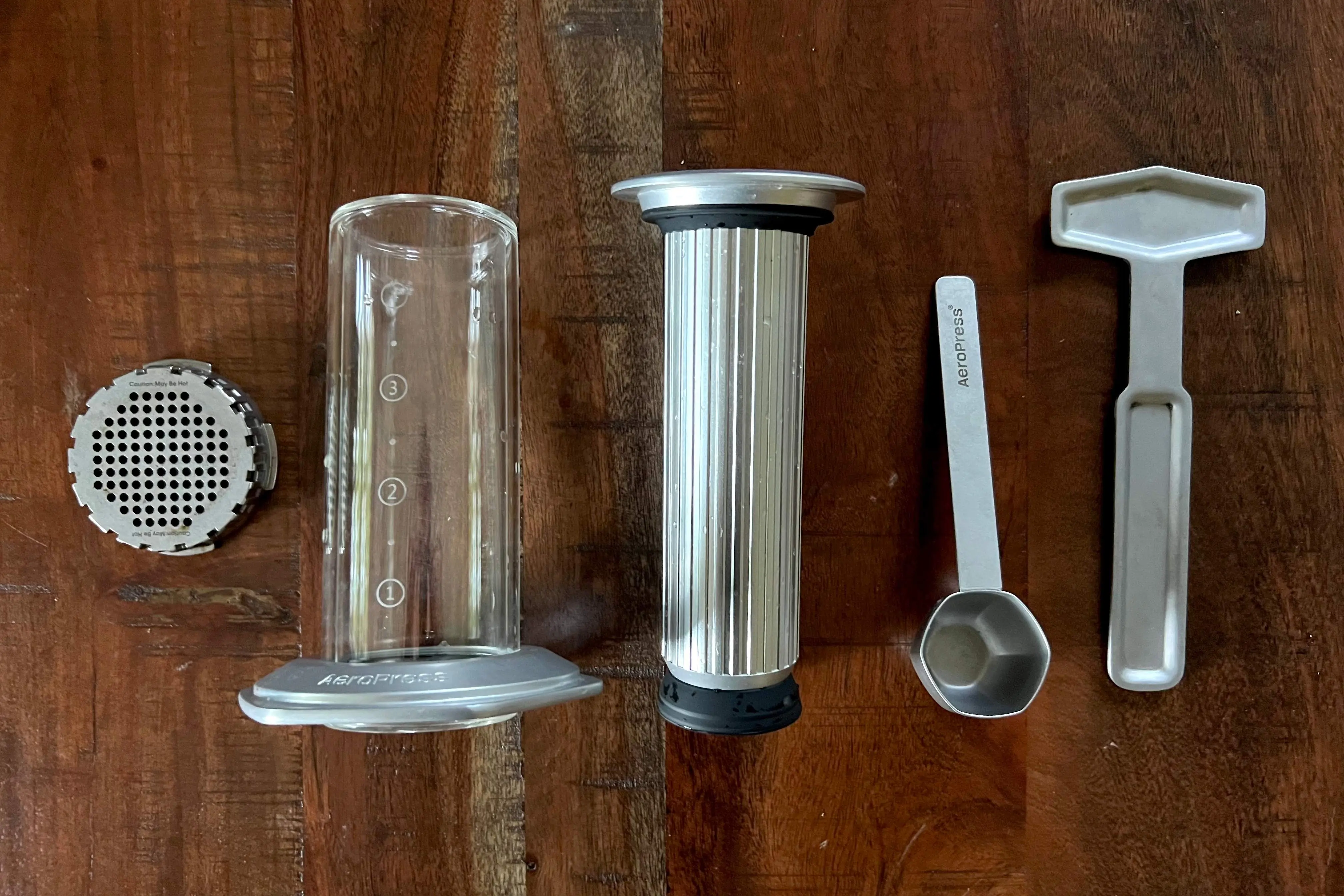 Using the AeroPress Premium Coffee Maker